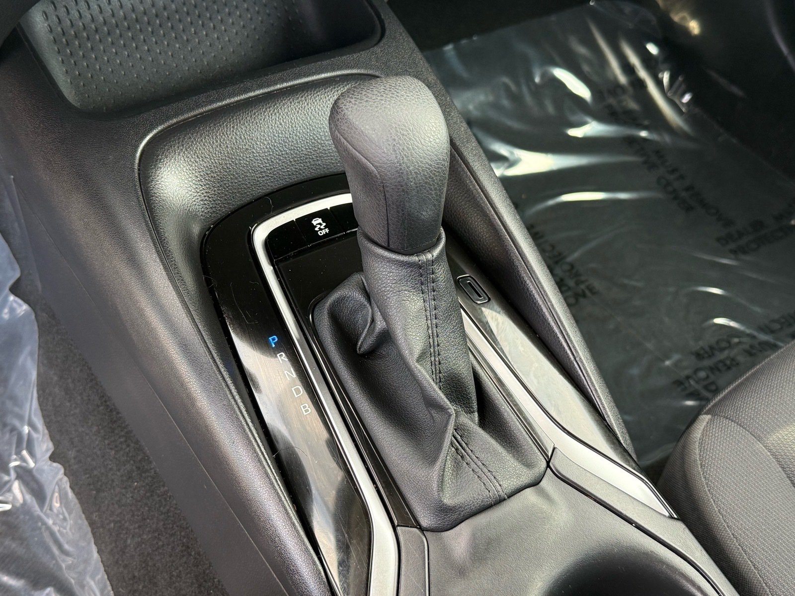 2025 Toyota Corolla LE — photo 24 thumbnail