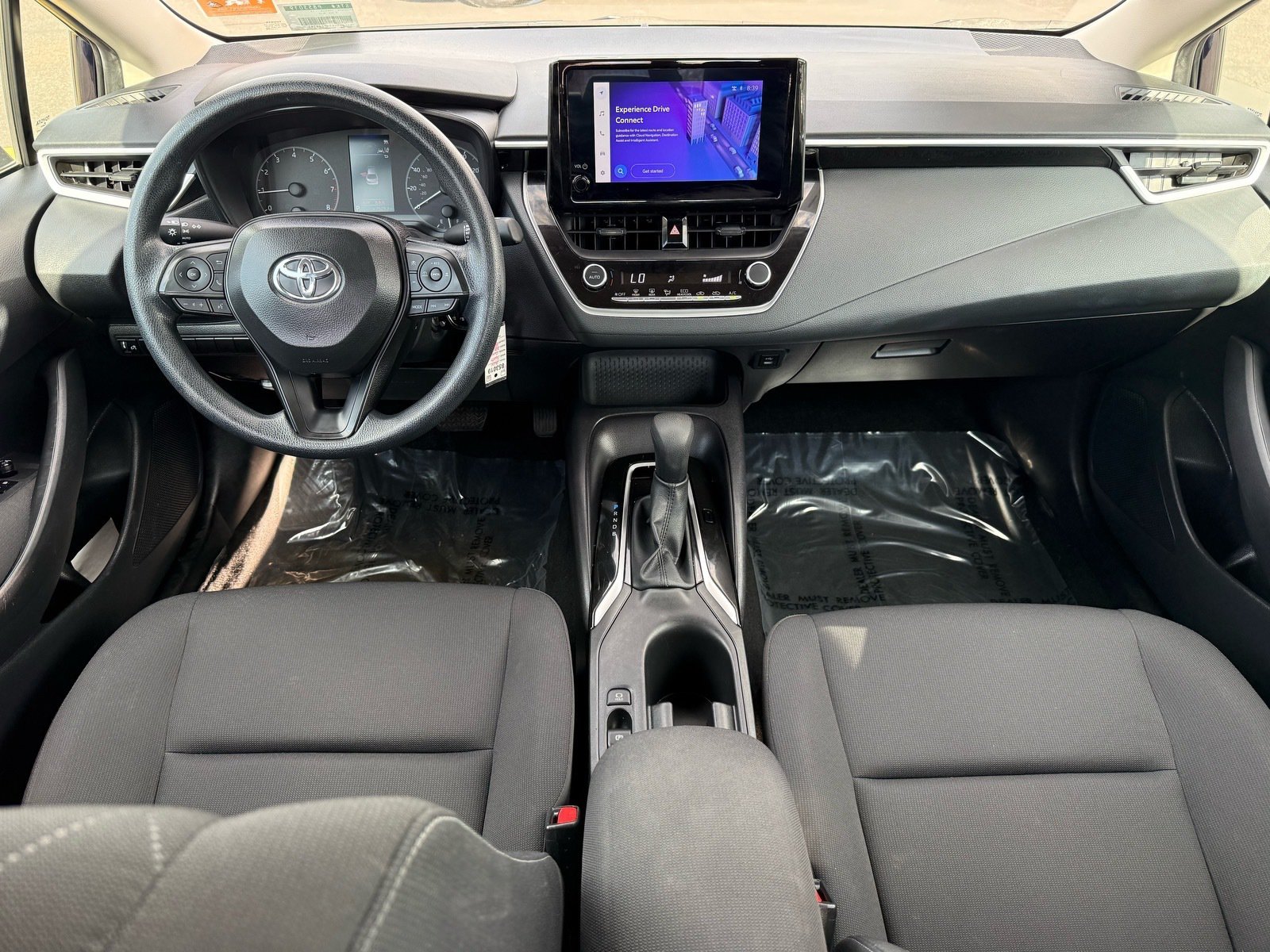 2025 Toyota Corolla LE — photo 26 thumbnail