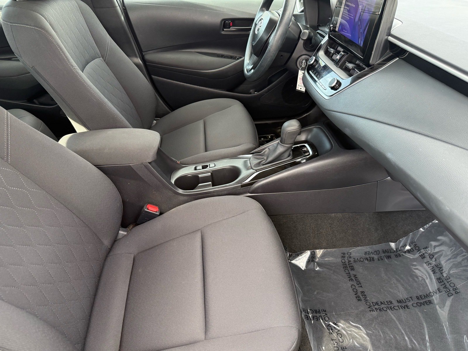 2025 Toyota Corolla LE — photo 29 thumbnail