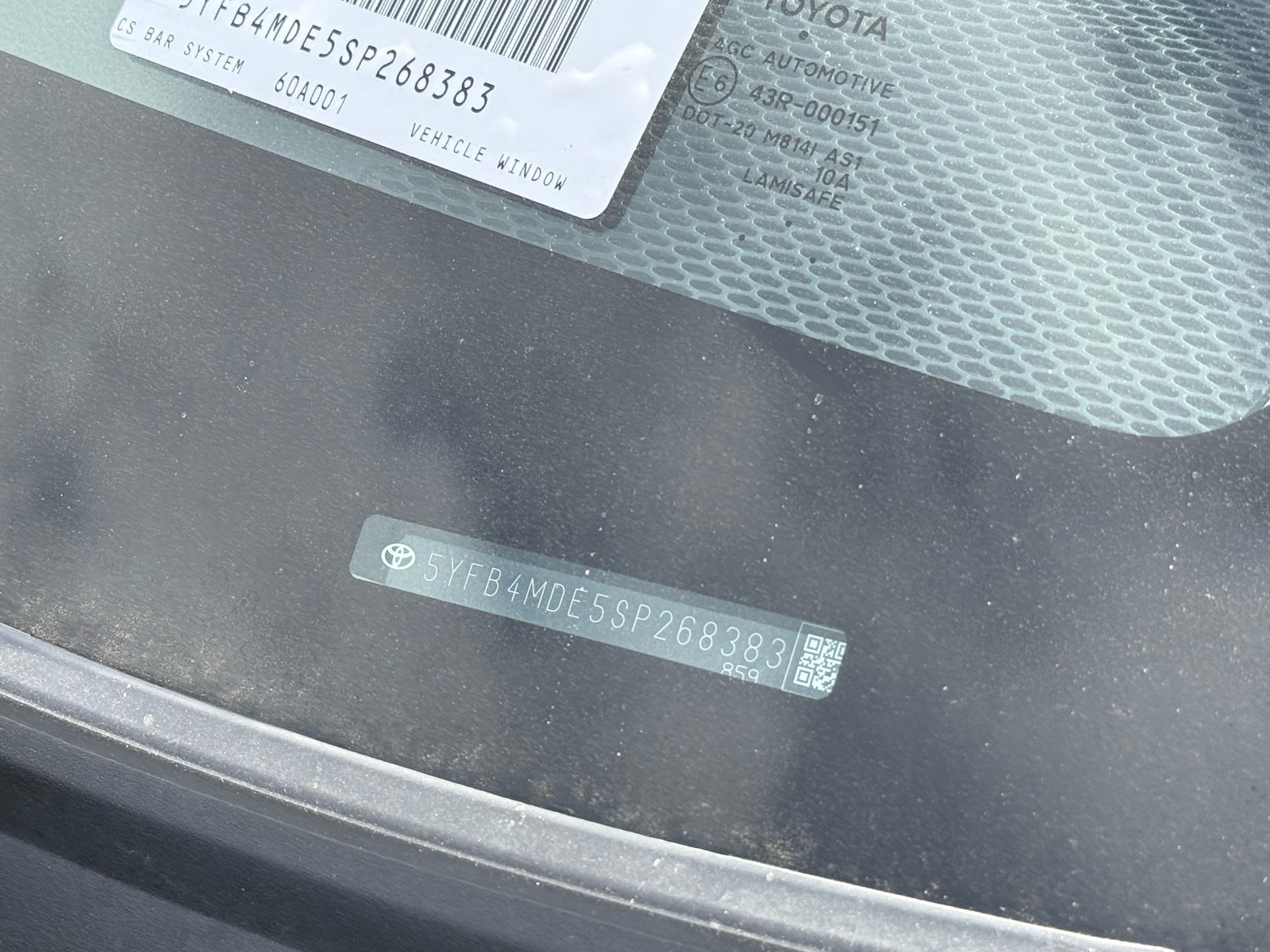 2025 Toyota Corolla LE — photo 33 thumbnail