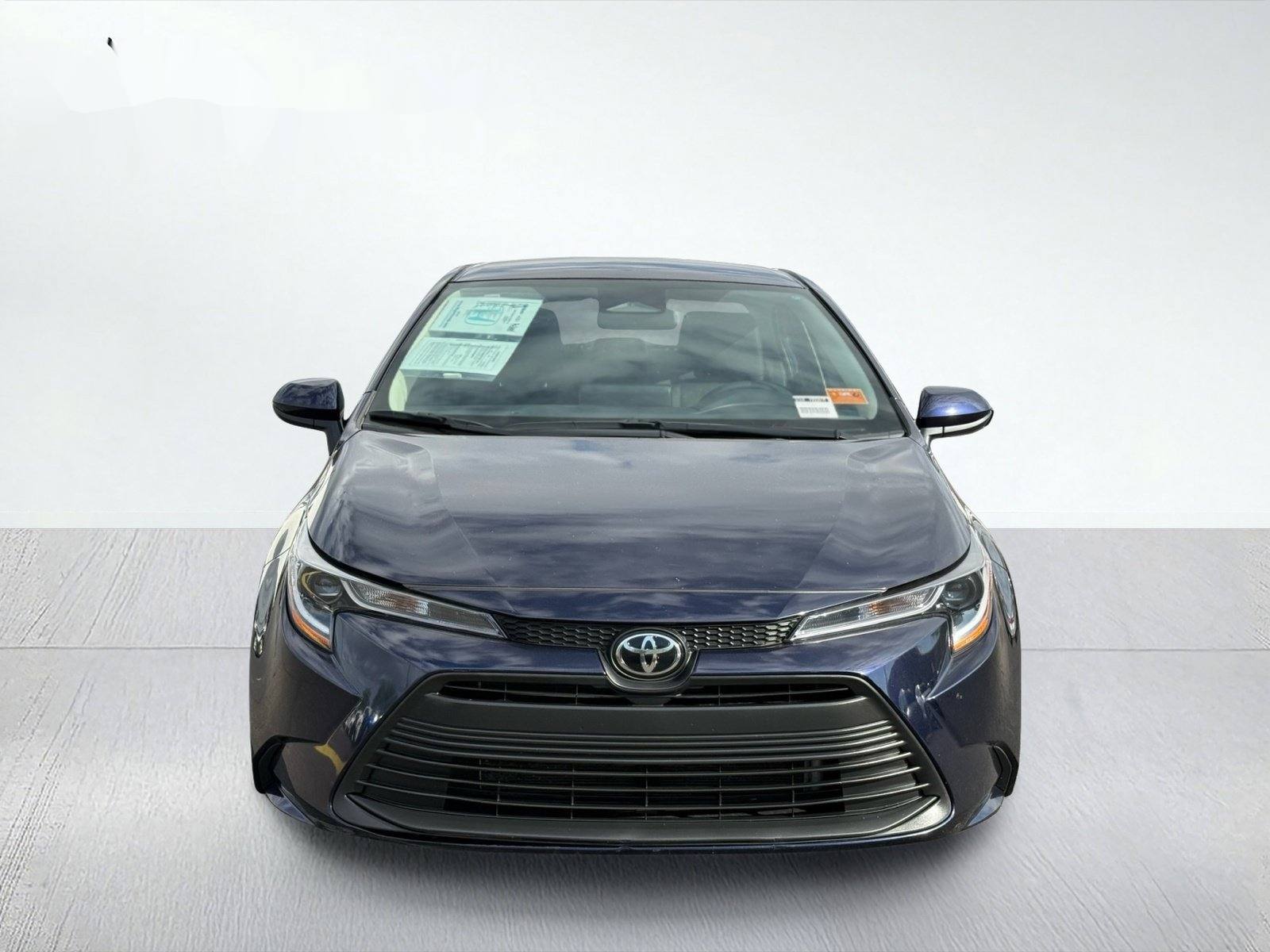 2025 Toyota Corolla LE — photo 5 thumbnail