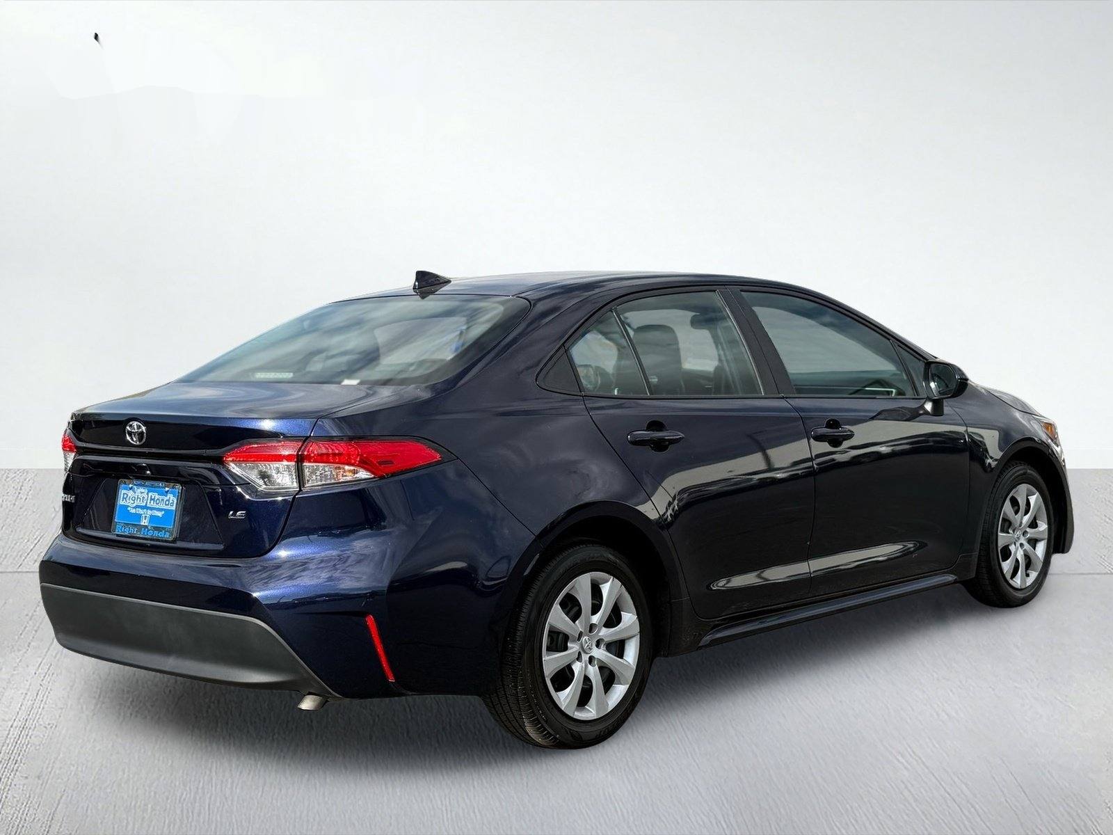 2025 Toyota Corolla LE — photo 7 thumbnail