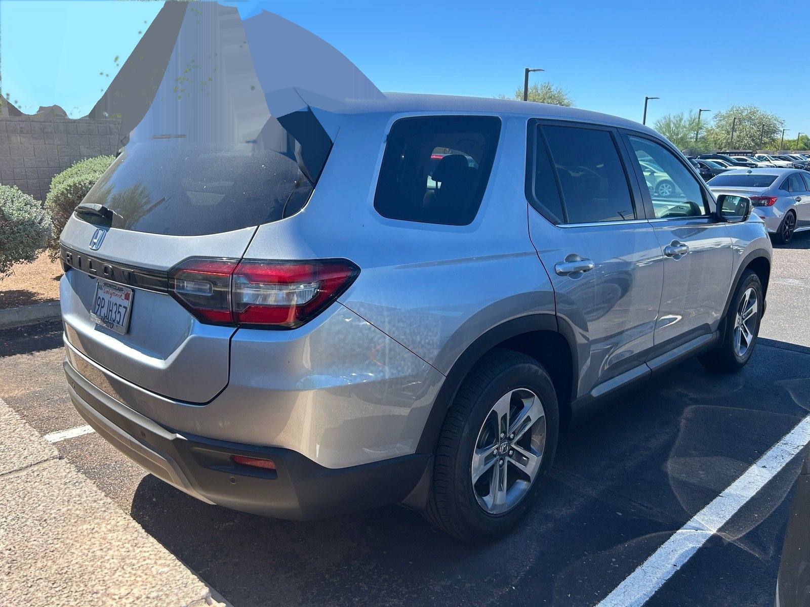 2025 Honda Pilot EX-L — photo 3 thumbnail