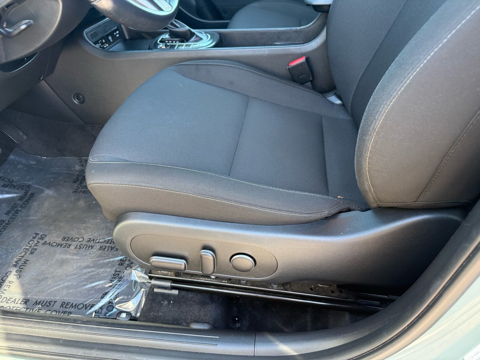 2025 Hyundai Kona SEL — photo 13 thumbnail