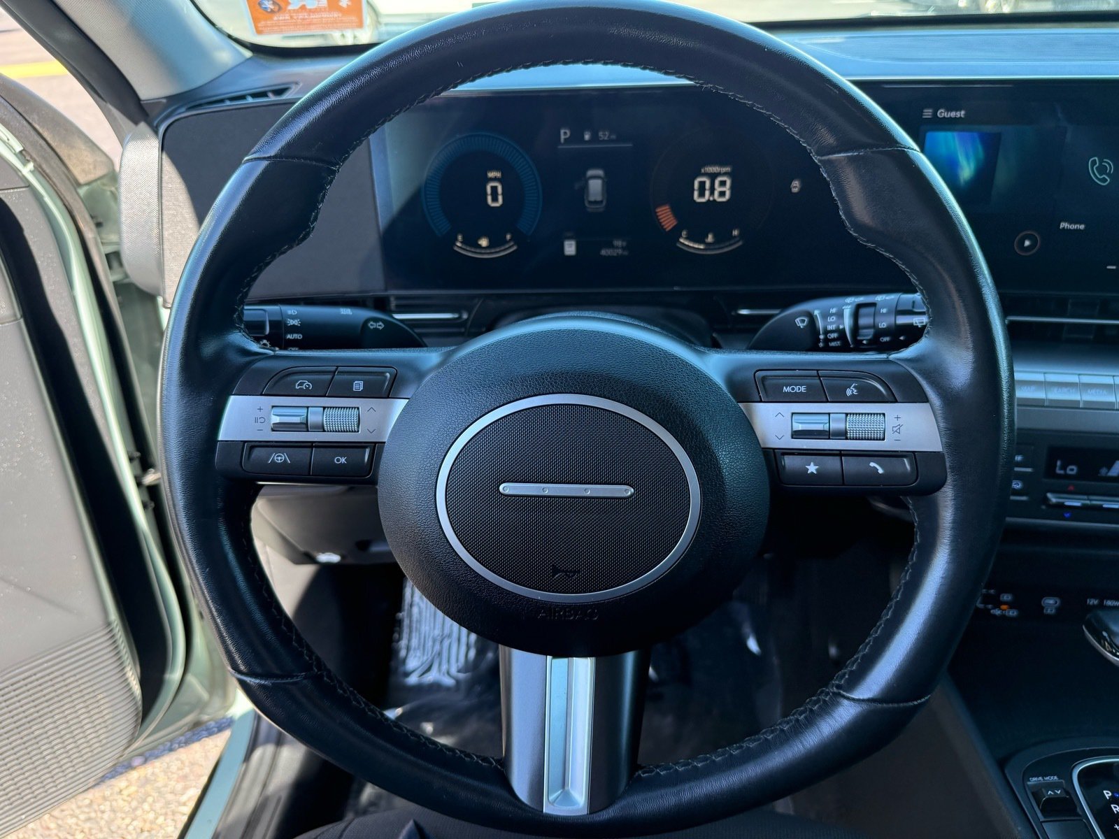 2025 Hyundai Kona SEL — photo 15 thumbnail