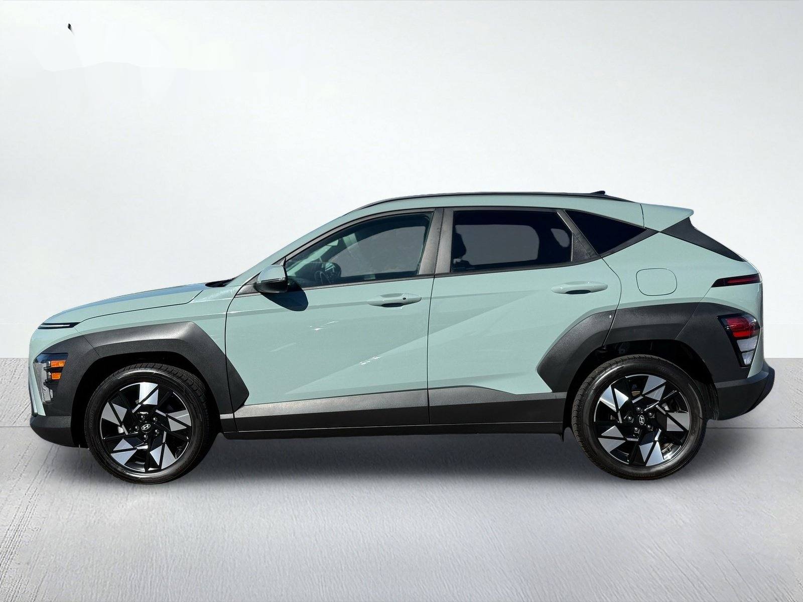 2025 Hyundai Kona SEL — photo 3 thumbnail
