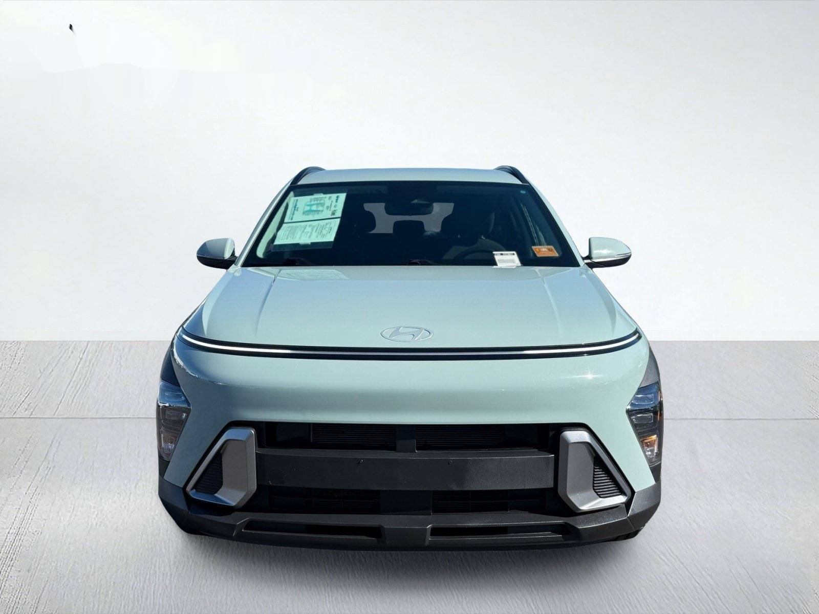 2025 Hyundai Kona SEL — photo 5 thumbnail