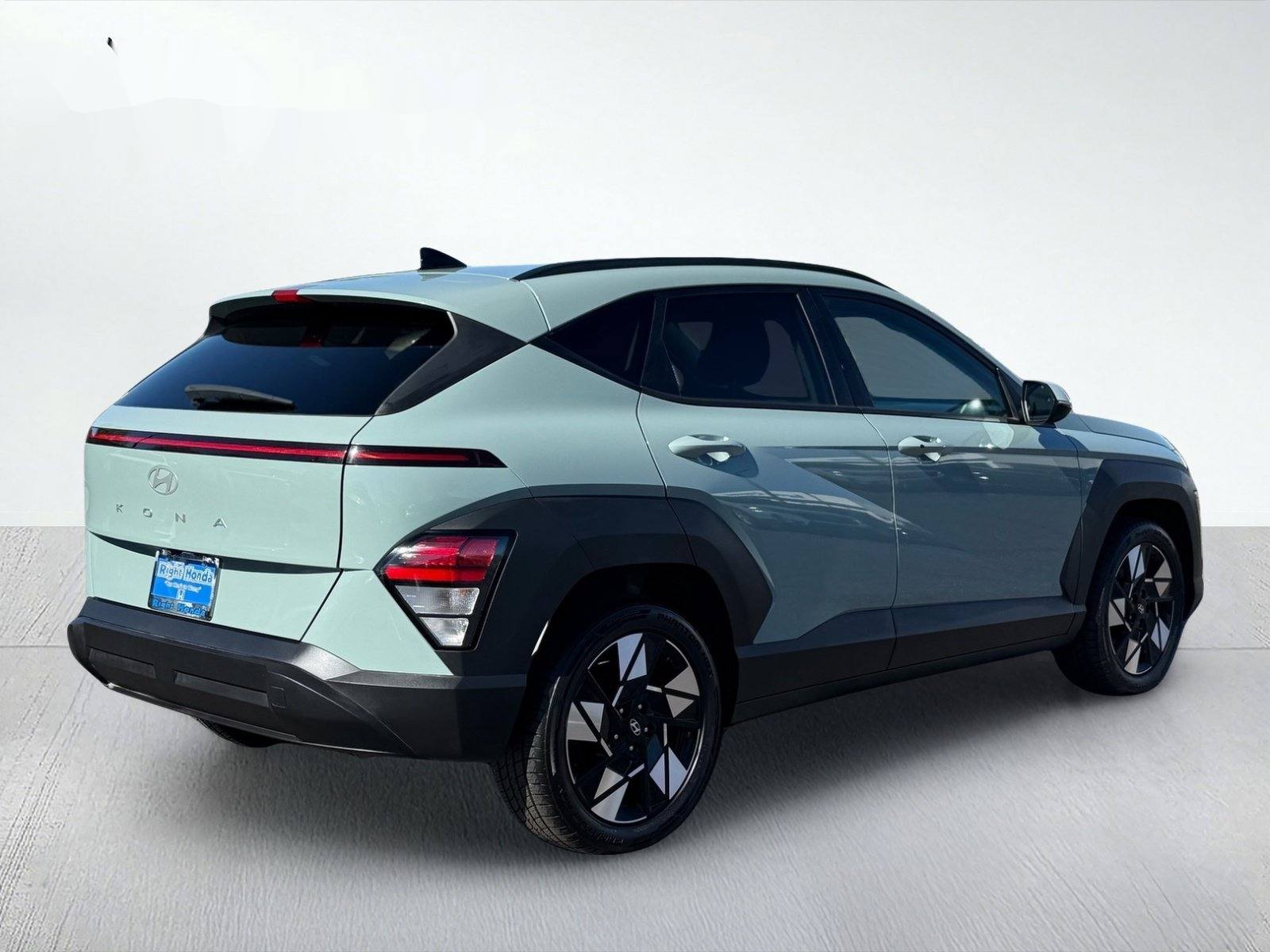 2025 Hyundai Kona SEL — photo 7 thumbnail