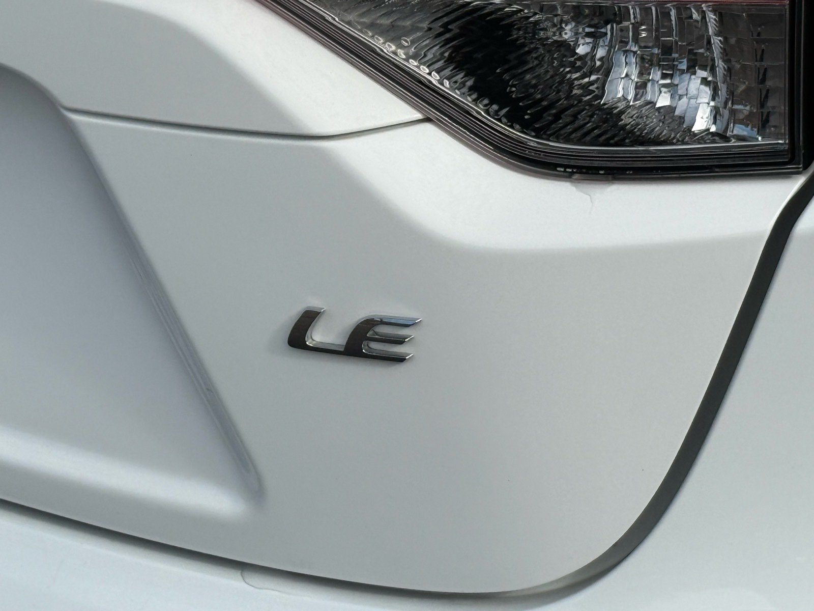 2025 Toyota Corolla LE — photo 10 thumbnail