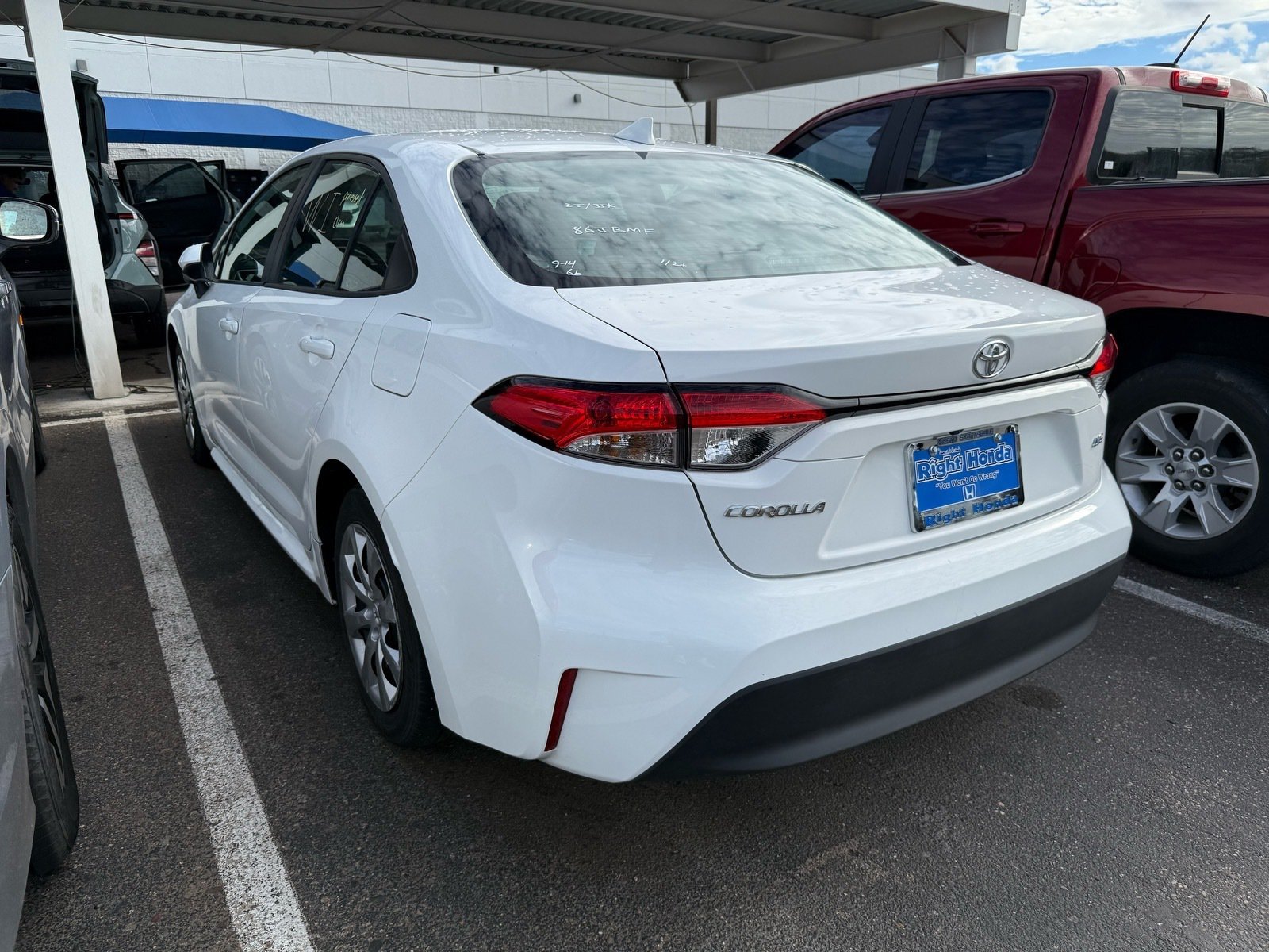 2025 Toyota Corolla LE — photo 3 thumbnail