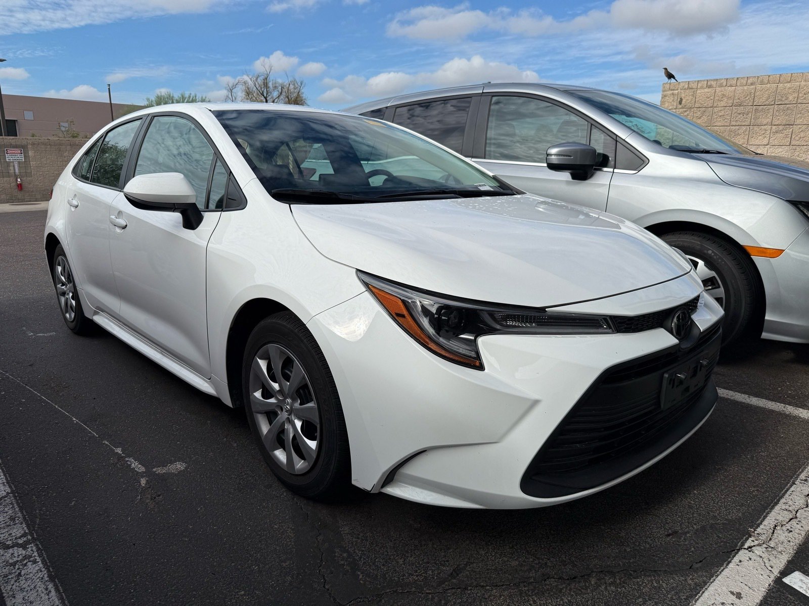 2025 Toyota Corolla LE — photo 5 thumbnail