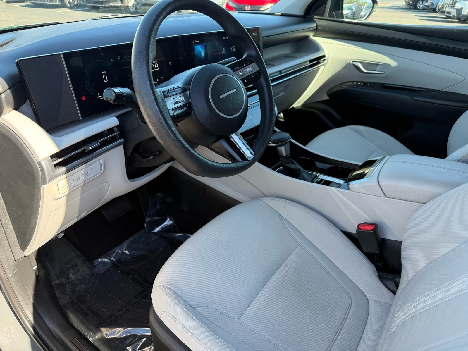 2025 Hyundai Tucson SEL — photo 11 thumbnail