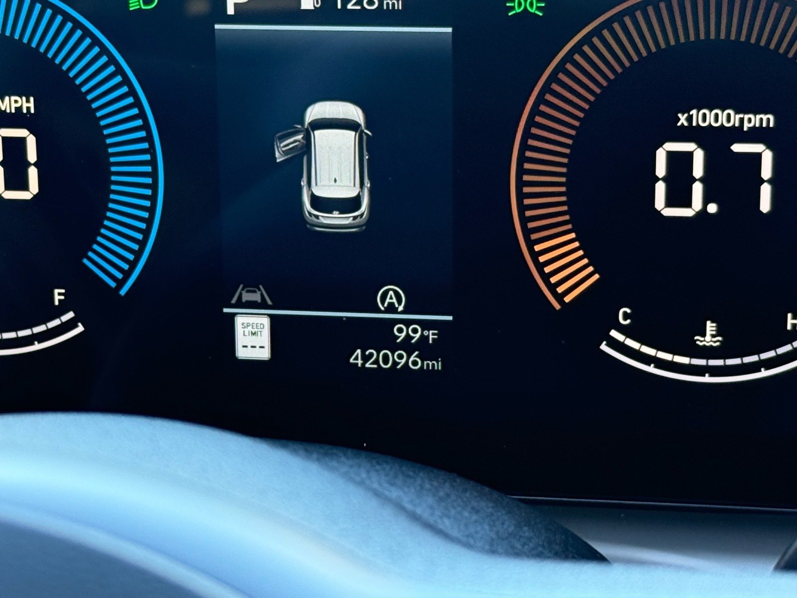2025 Hyundai Tucson SEL — photo 19 thumbnail