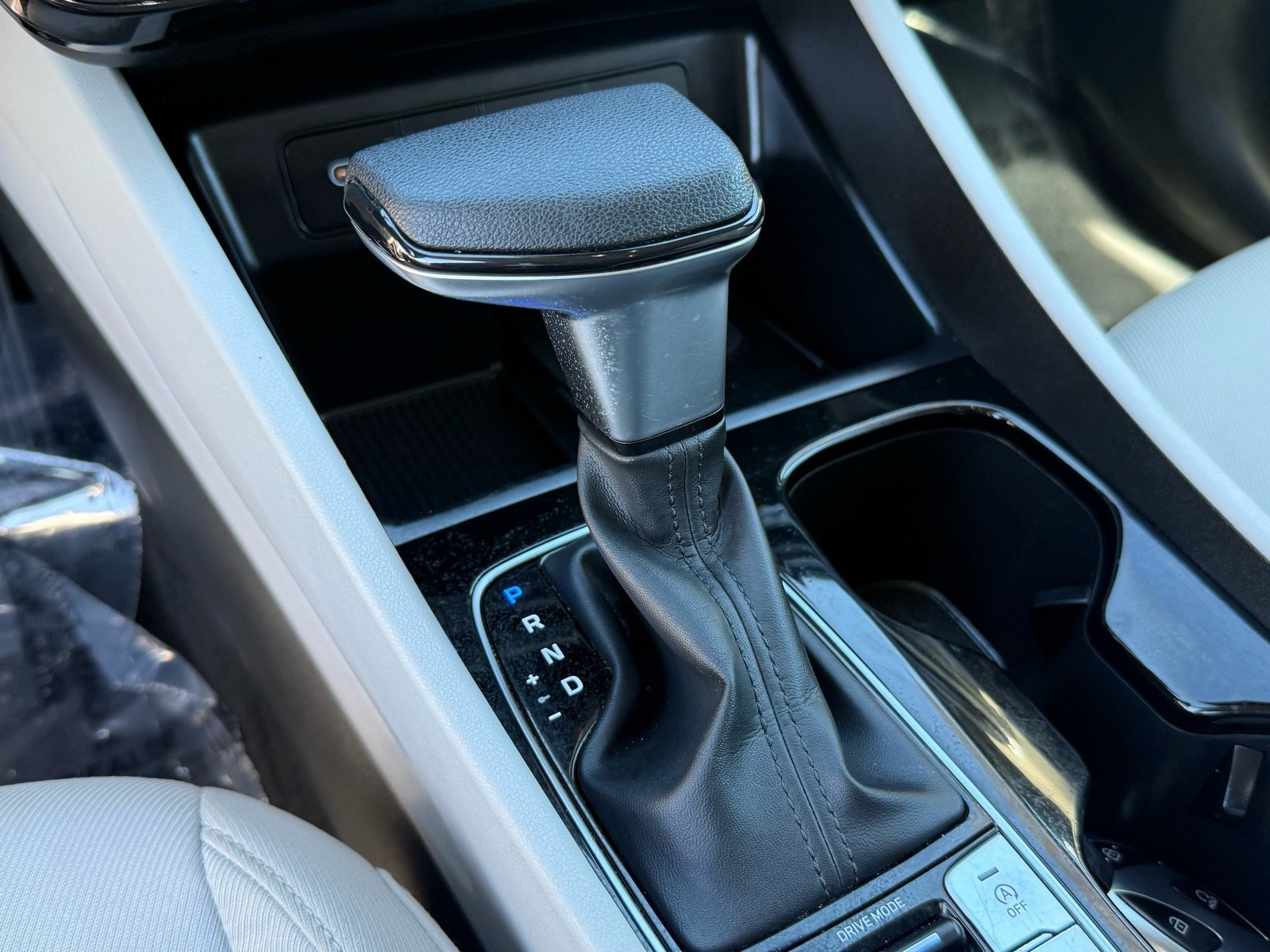 2025 Hyundai Tucson SEL — photo 24 thumbnail