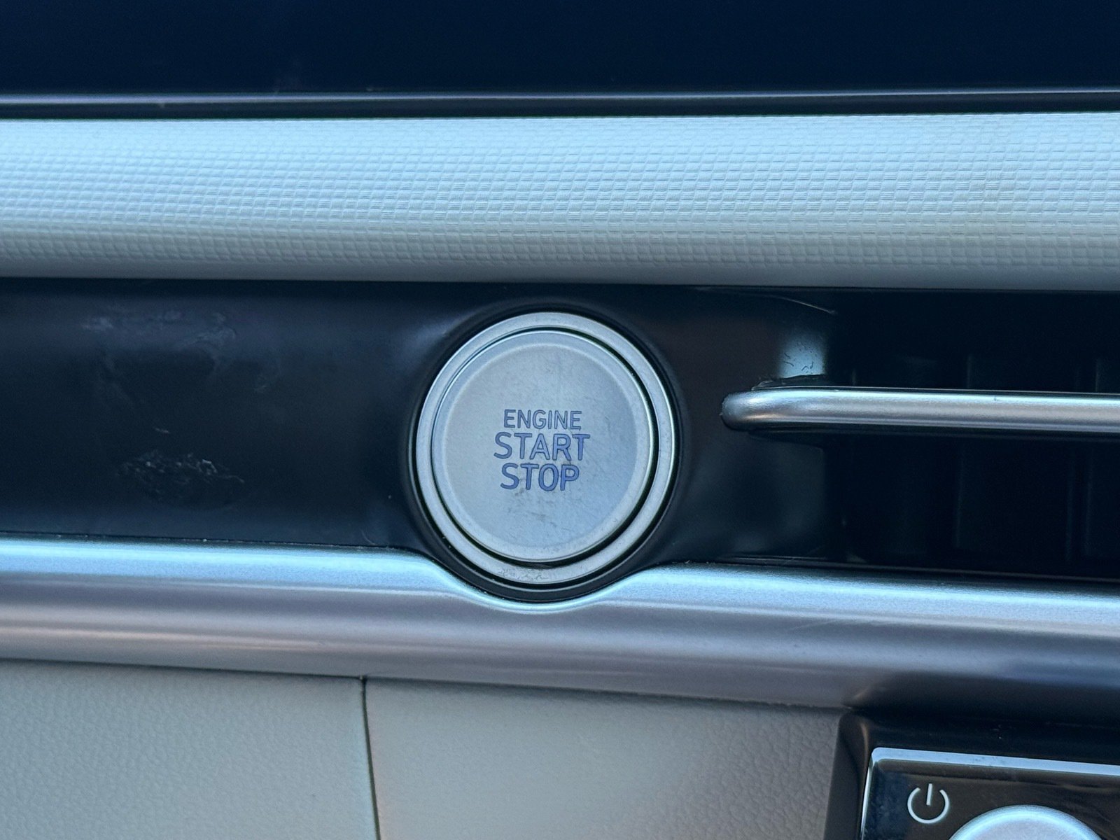2025 Hyundai Tucson SEL — photo 25 thumbnail
