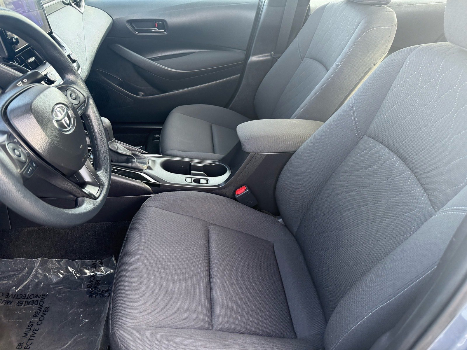 2025 Toyota Corolla LE — photo 12 thumbnail