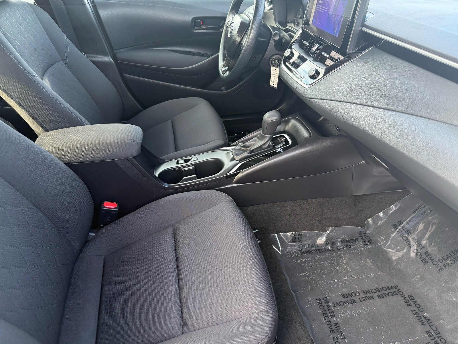 2025 Toyota Corolla LE — photo 29 thumbnail