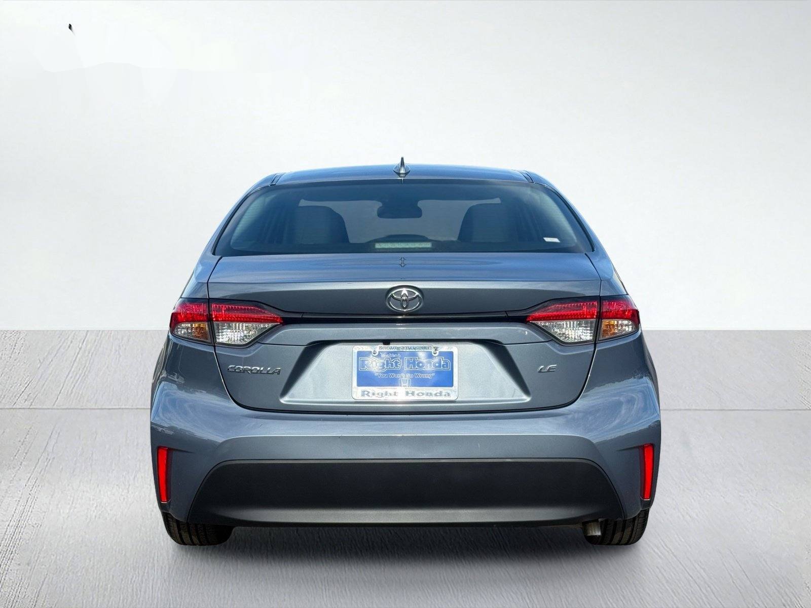 2025 Toyota Corolla LE — photo 6 thumbnail