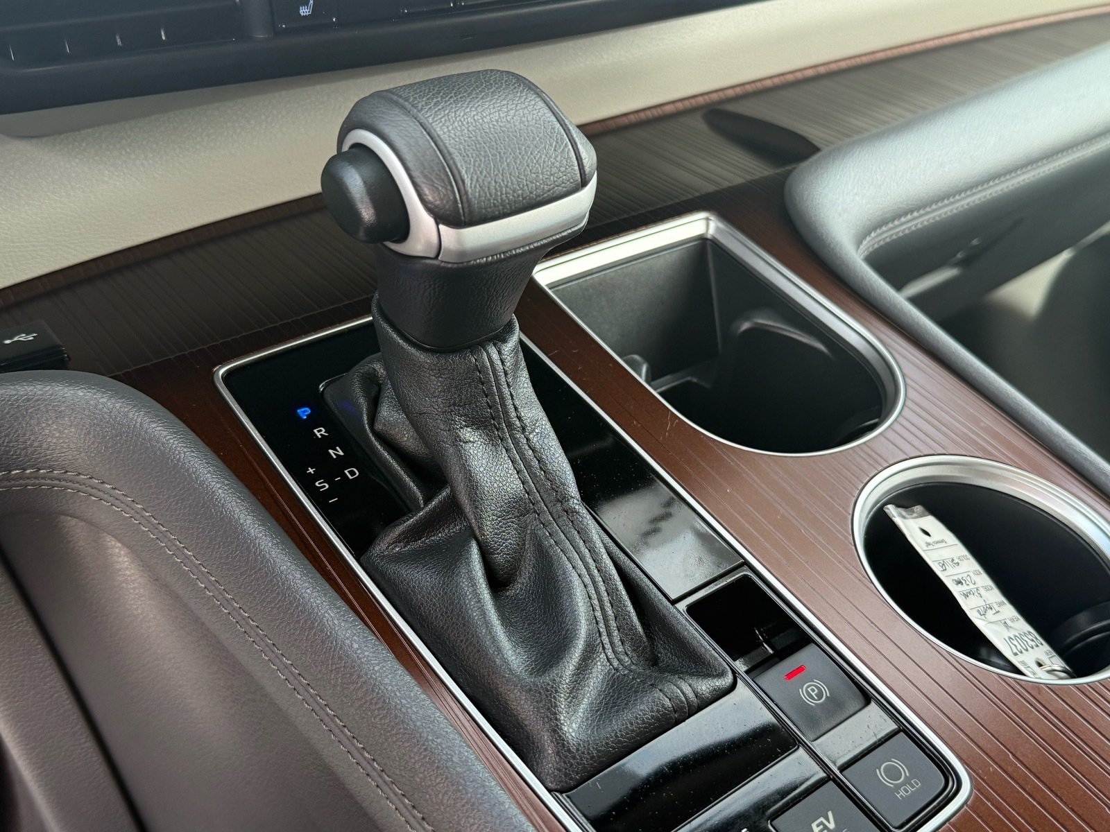2024 Toyota Sienna XLE — photo 24 thumbnail