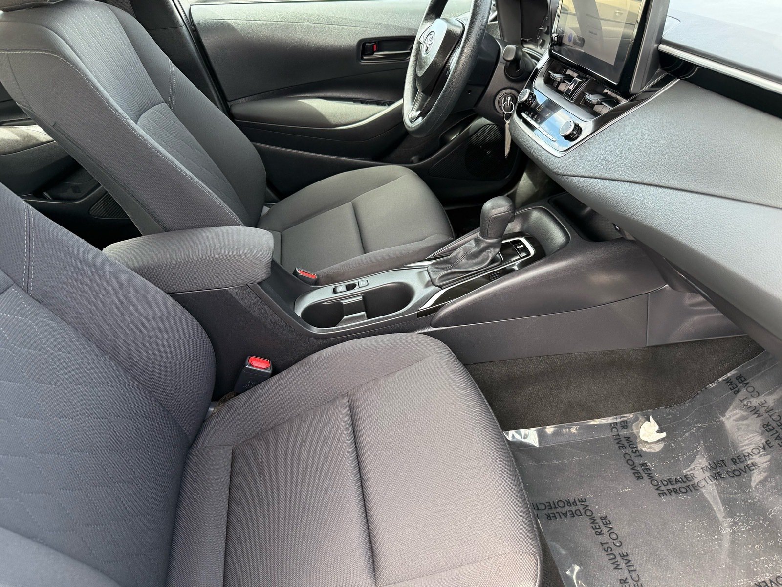 2025 Toyota Corolla LE — photo 29 thumbnail
