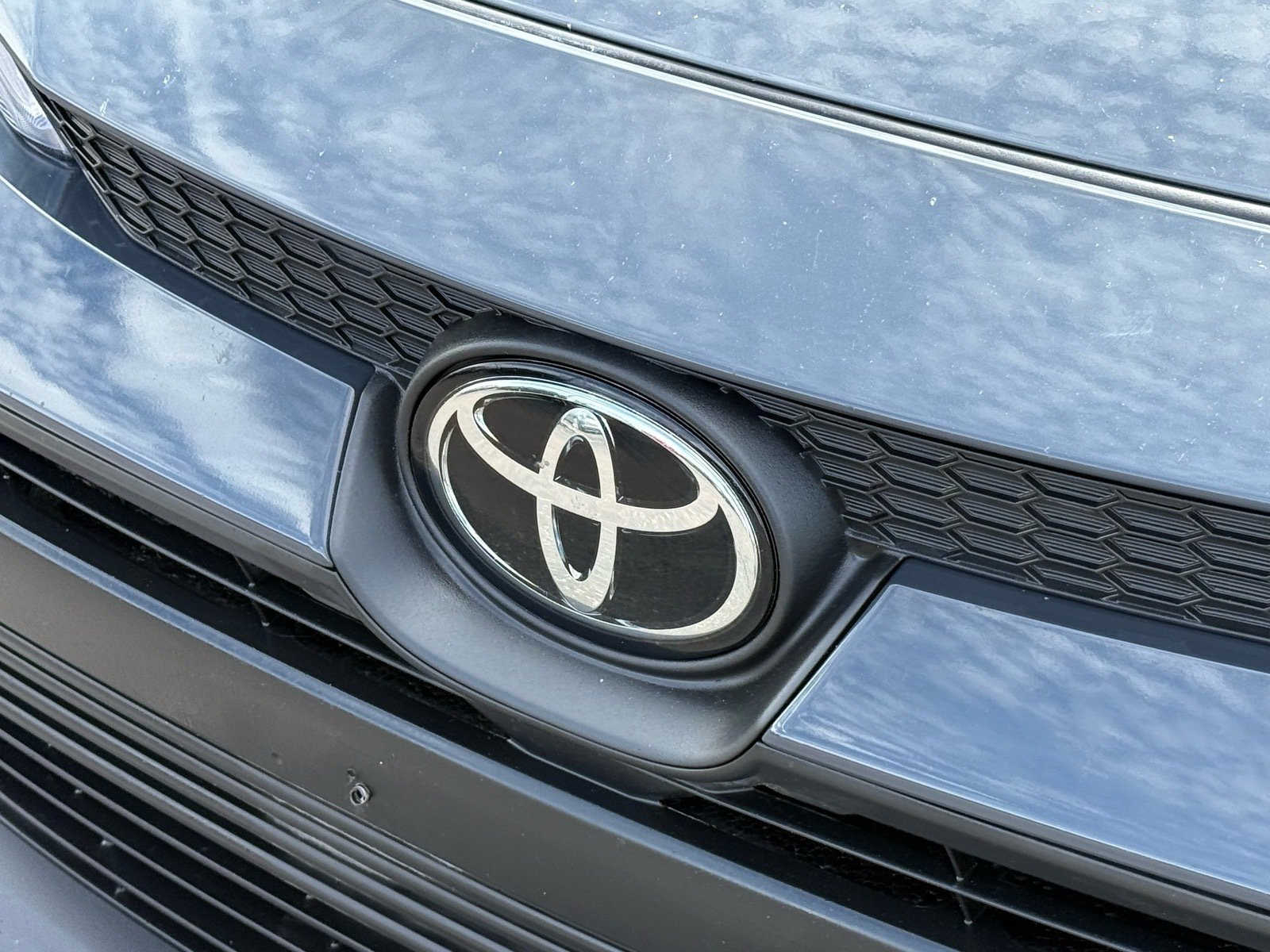 2025 Toyota Corolla LE — photo 31 thumbnail