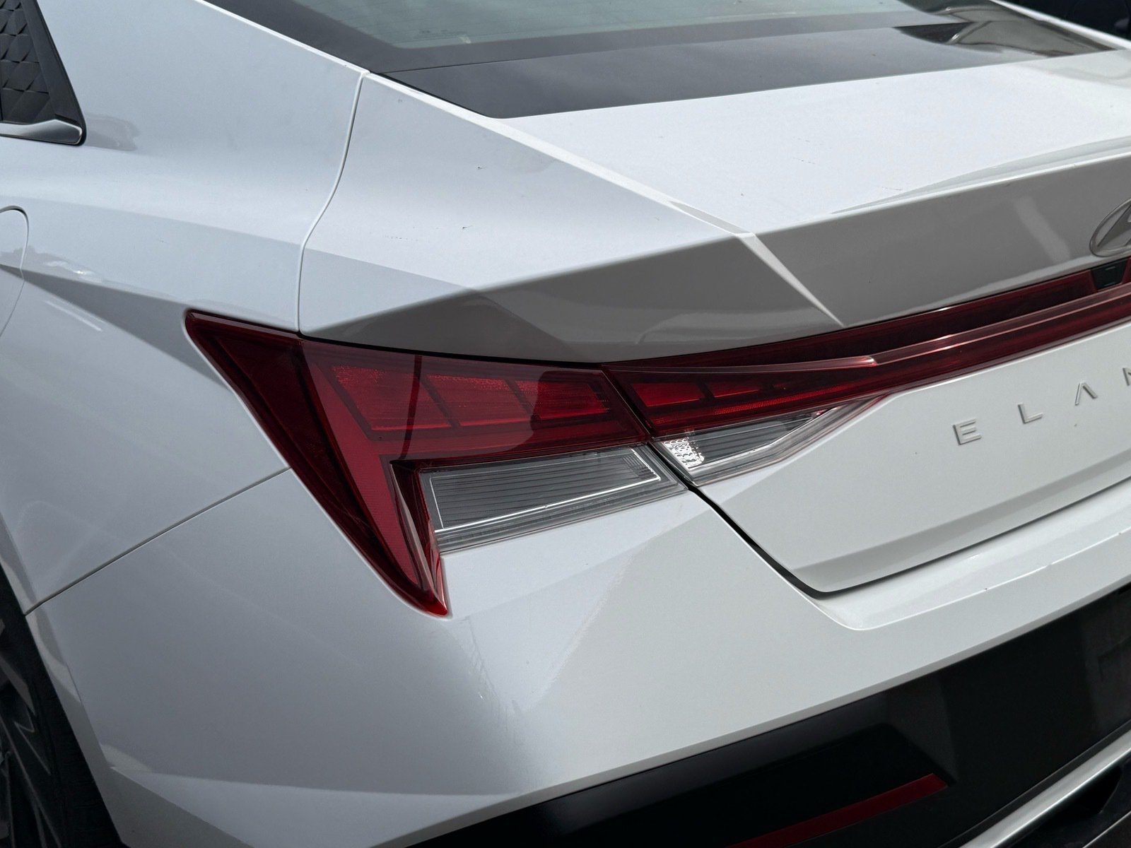 2025 Hyundai Elantra SEL Convenience — photo 7 thumbnail