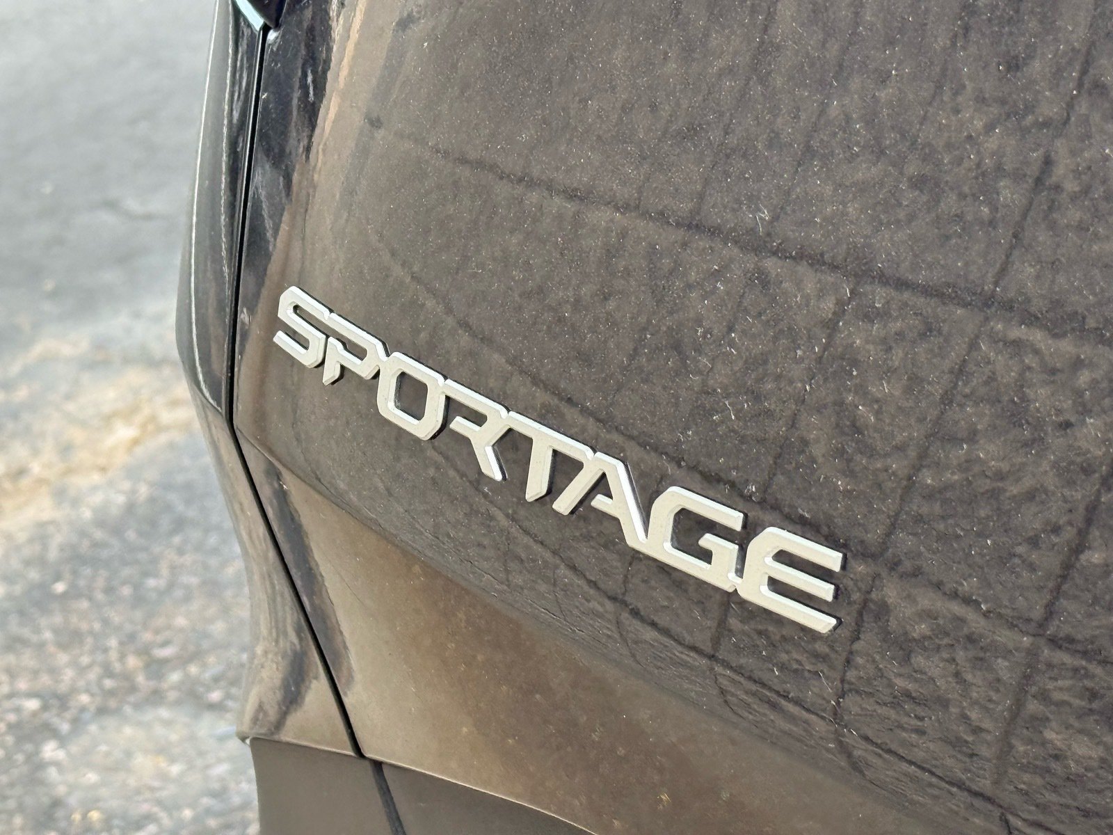 2025 Kia Sportage Hybrid LX — photo 12 thumbnail