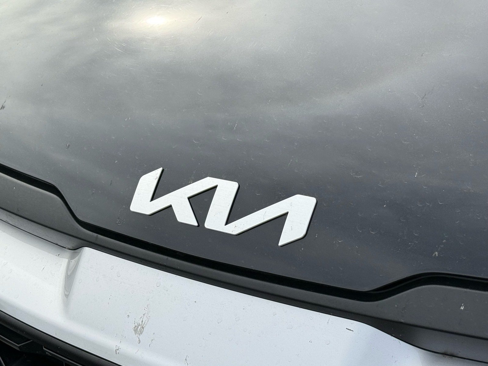 2025 Kia Sportage Hybrid LX — photo 7 thumbnail