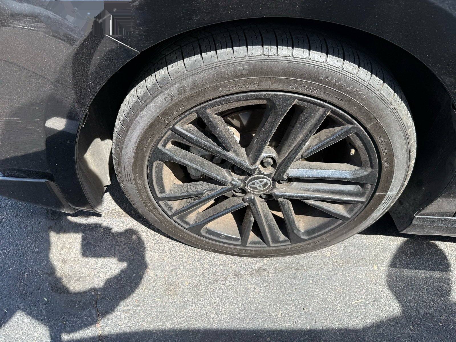 2025 Toyota Camry SE — photo 4 thumbnail