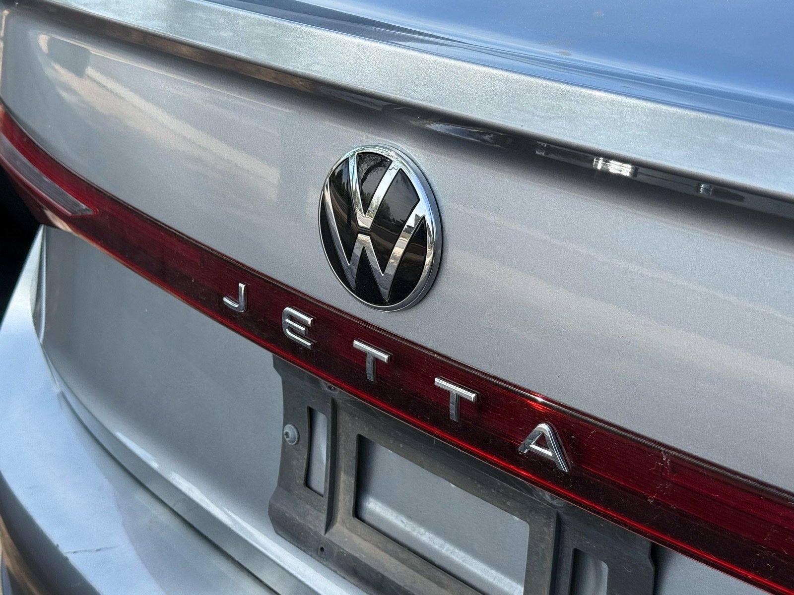 2025 Volkswagen Jetta 1.5T S — photo 10 thumbnail