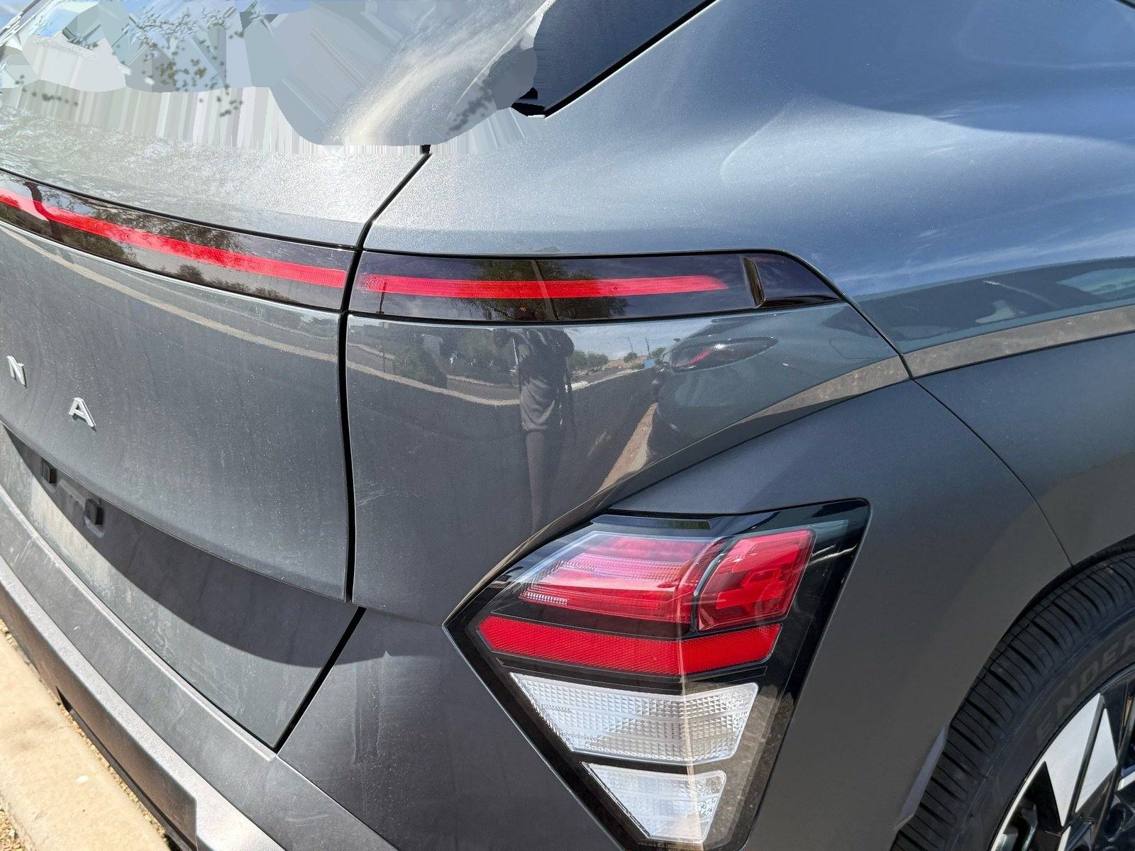 2025 Hyundai Kona SEL — photo 9 thumbnail