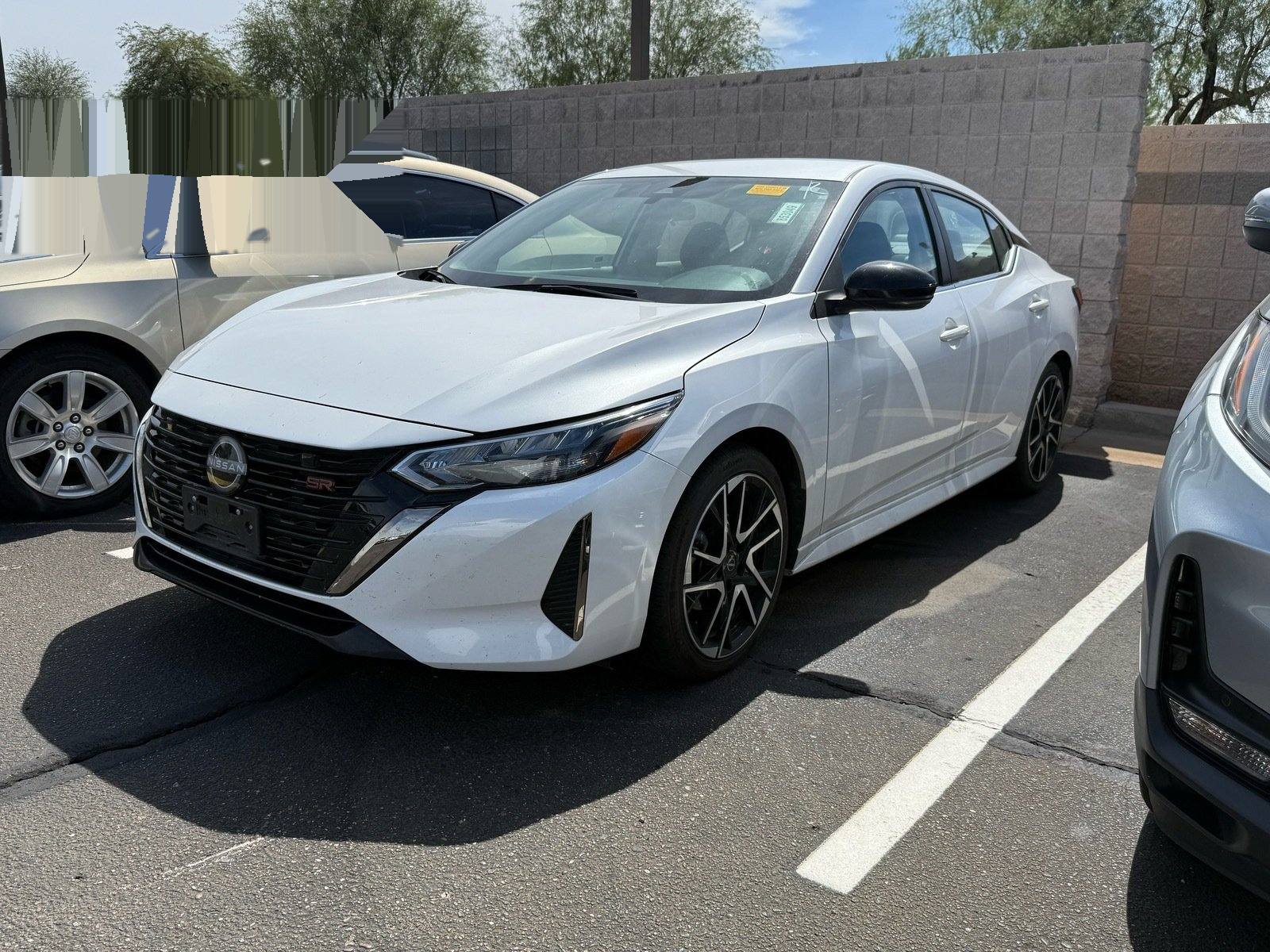 2025 Nissan Sentra SR — photo 1