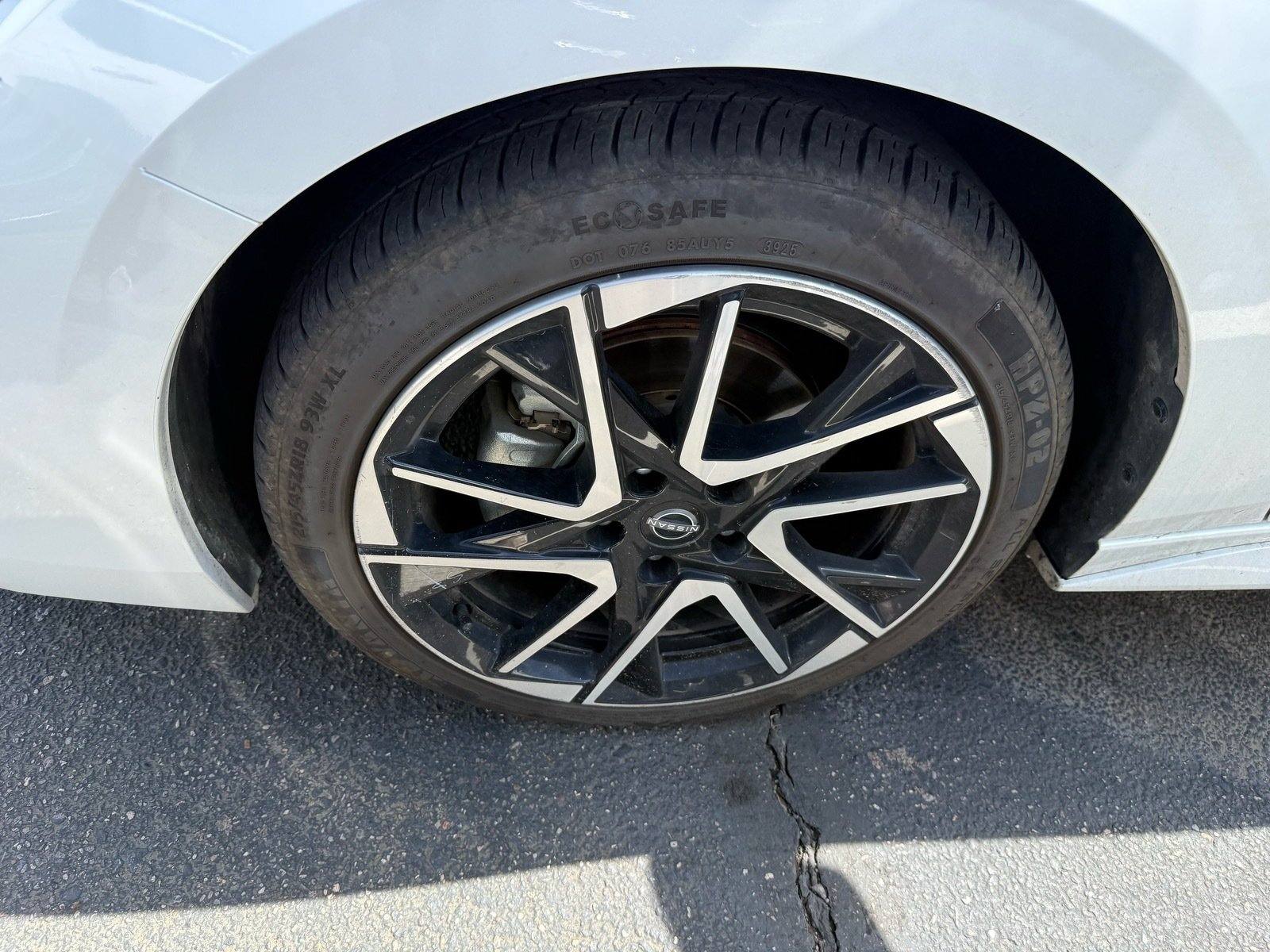 2025 Nissan Sentra SR — photo 6 thumbnail