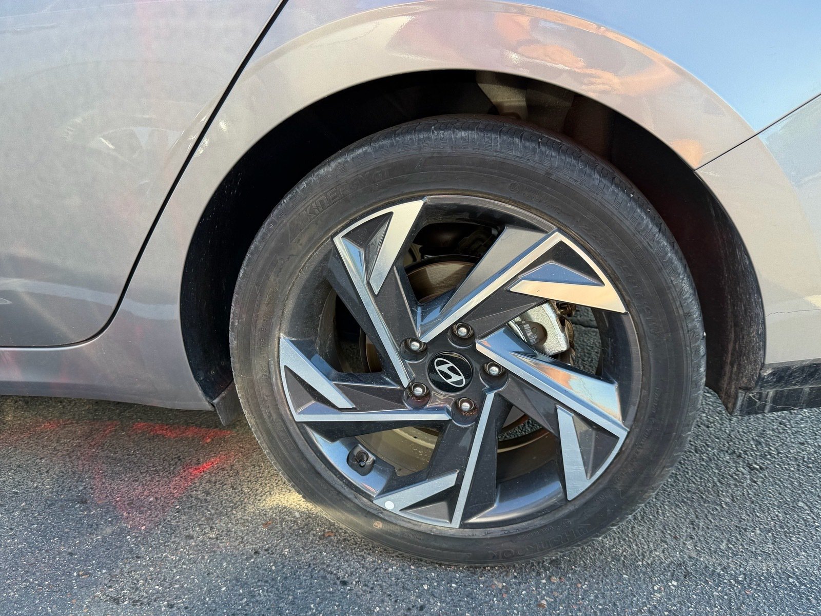 2025 Hyundai Elantra SEL Convenience — photo 5 thumbnail