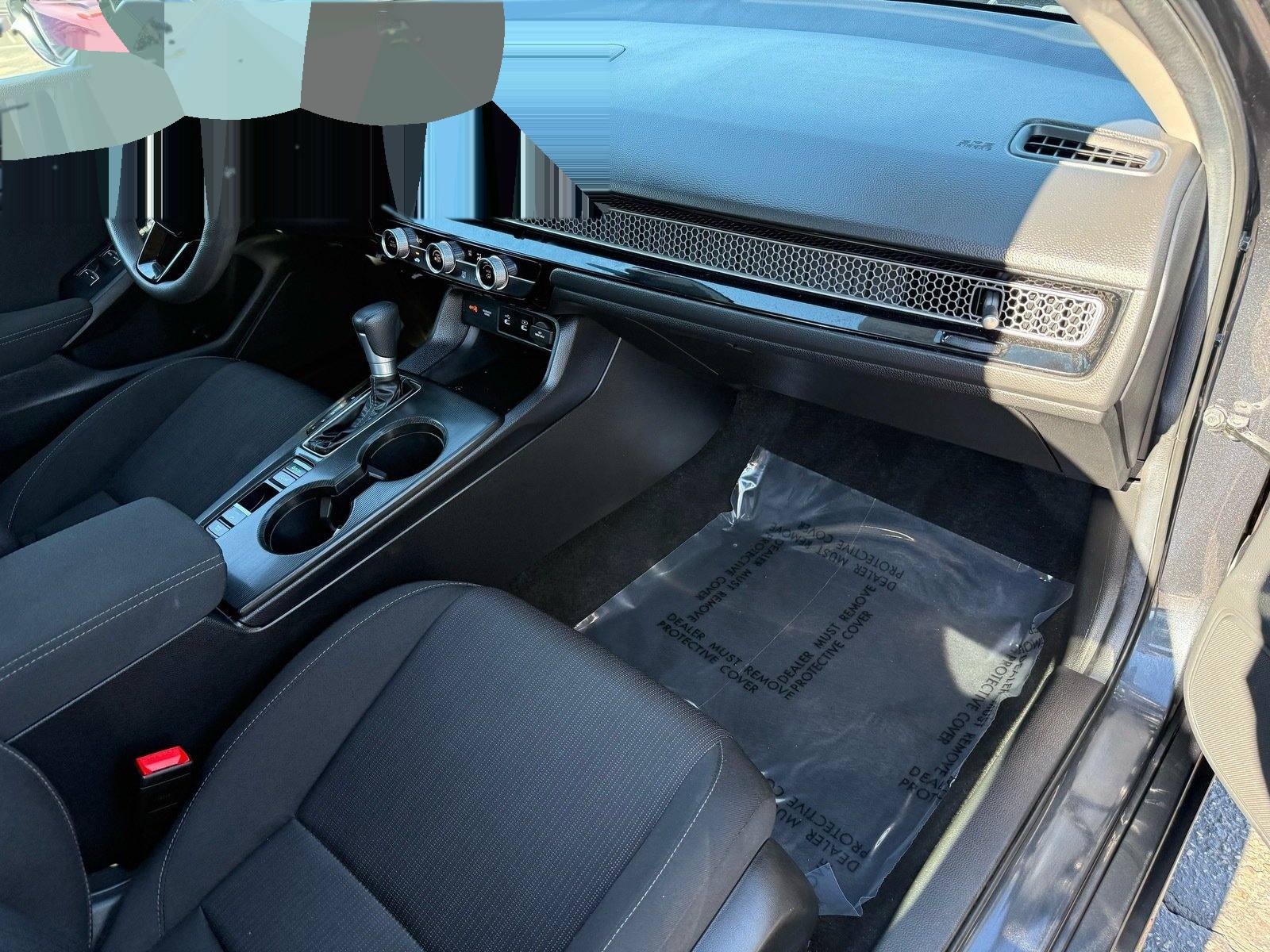 2025 Honda Civic LX — photo 29 thumbnail
