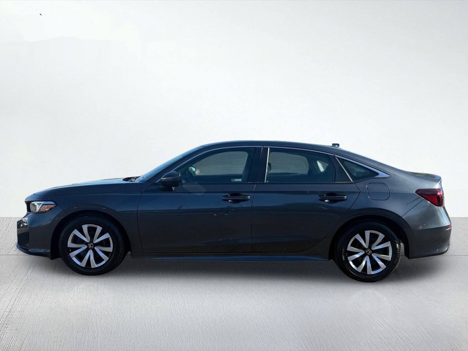 2025 Honda Civic LX — photo 3 thumbnail