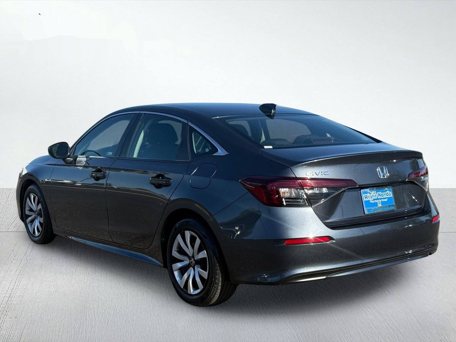 2025 Honda Civic LX — photo 4 thumbnail