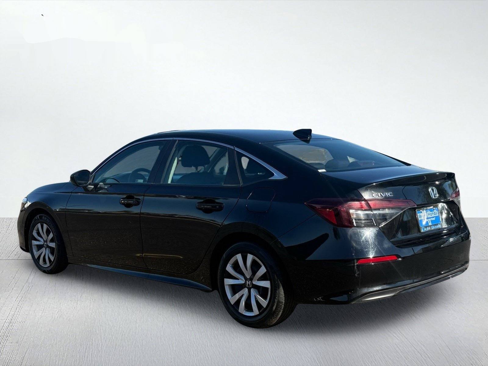 2025 Honda Civic LX — photo 4 thumbnail