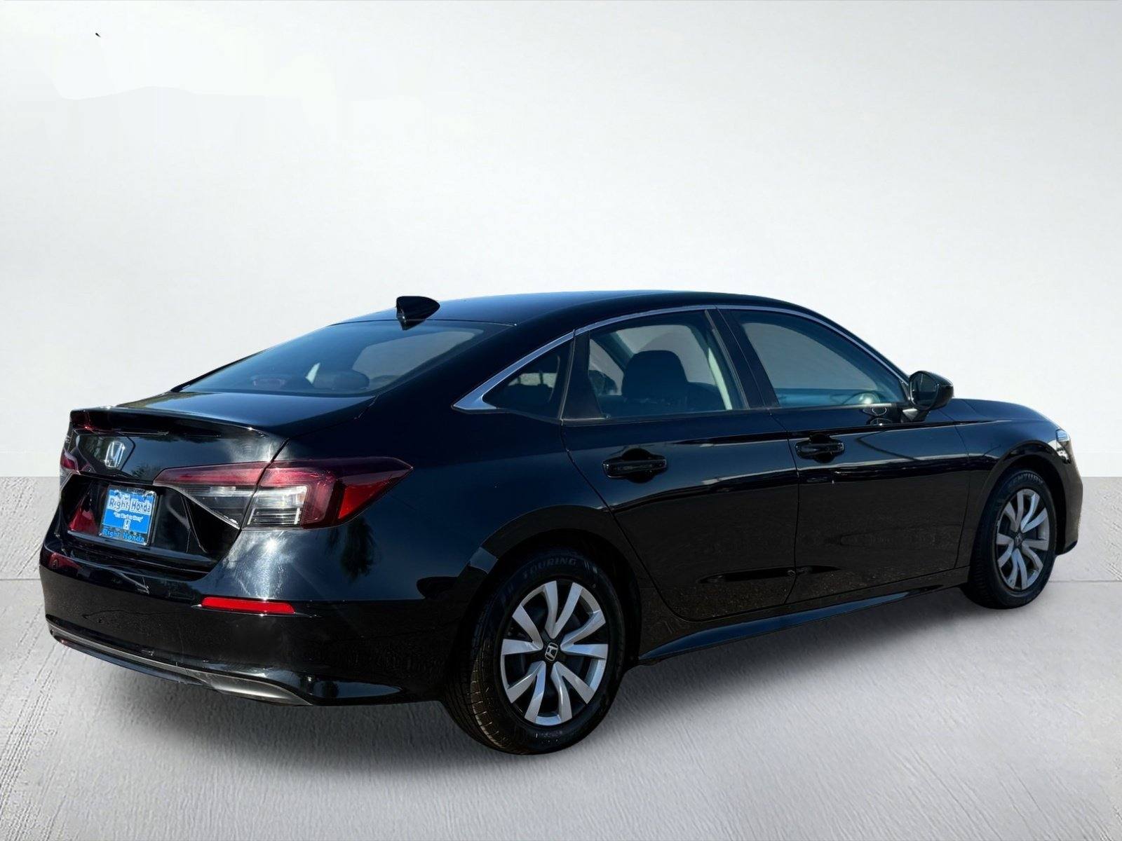 2025 Honda Civic LX — photo 7 thumbnail