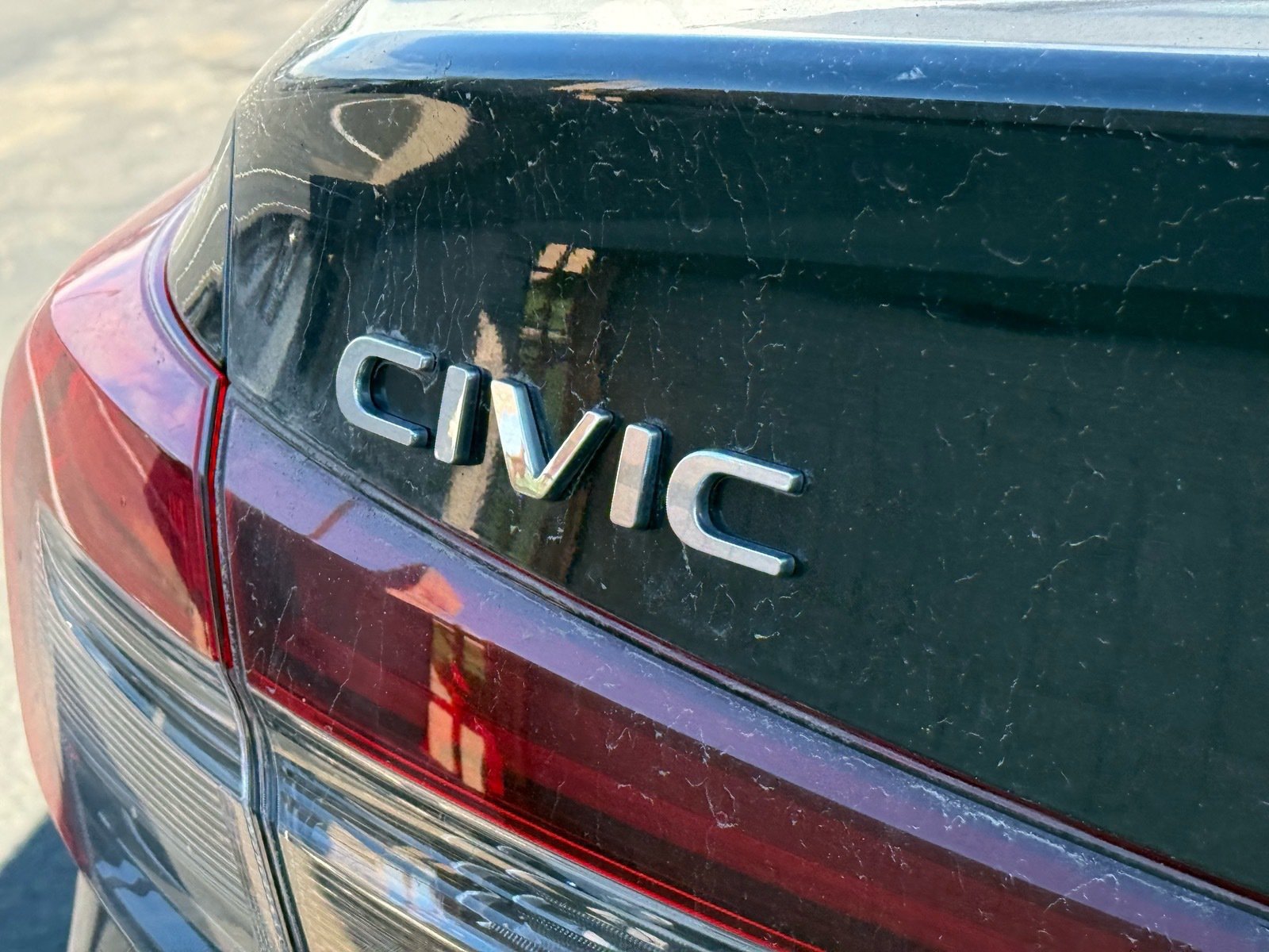 2025 Honda Civic LX — photo 10 thumbnail