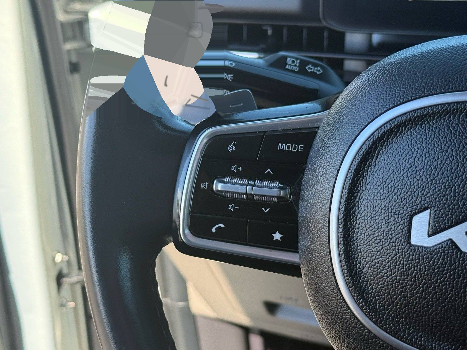 2026 Kia Carnival Hybrid EX — photo 15 thumbnail