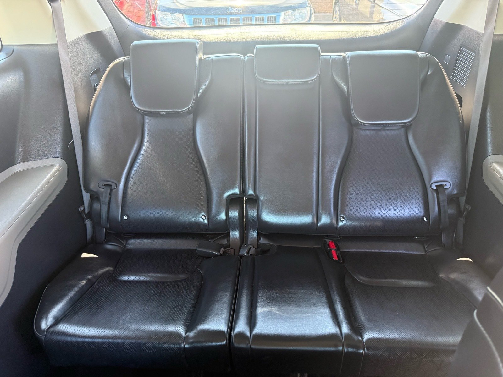 2026 Kia Carnival Hybrid EX — photo 25 thumbnail
