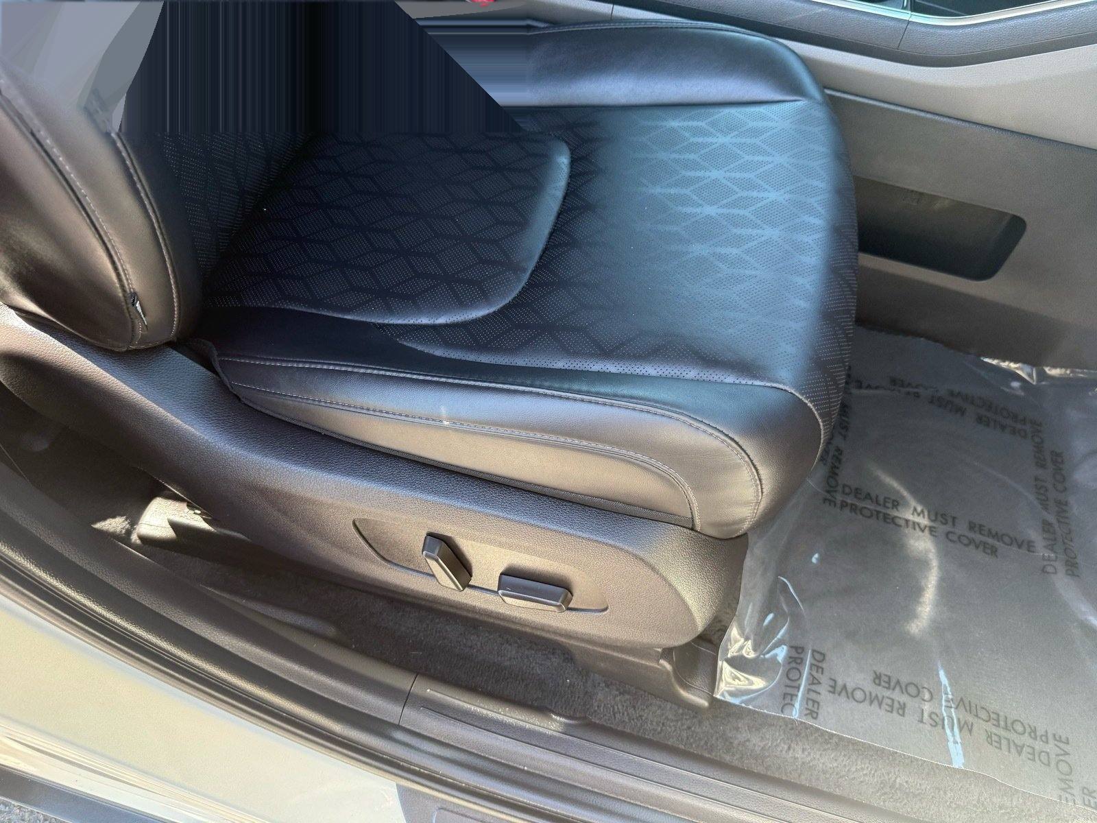 2026 Kia Carnival Hybrid EX — photo 30 thumbnail