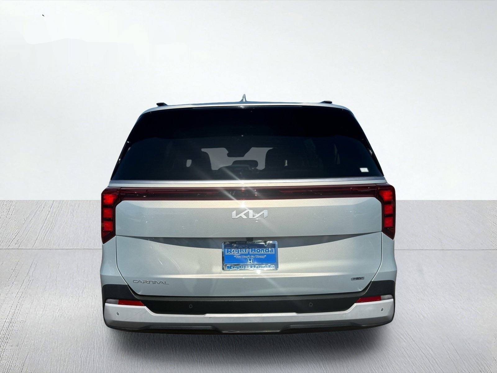 2026 Kia Carnival Hybrid EX — photo 5 thumbnail