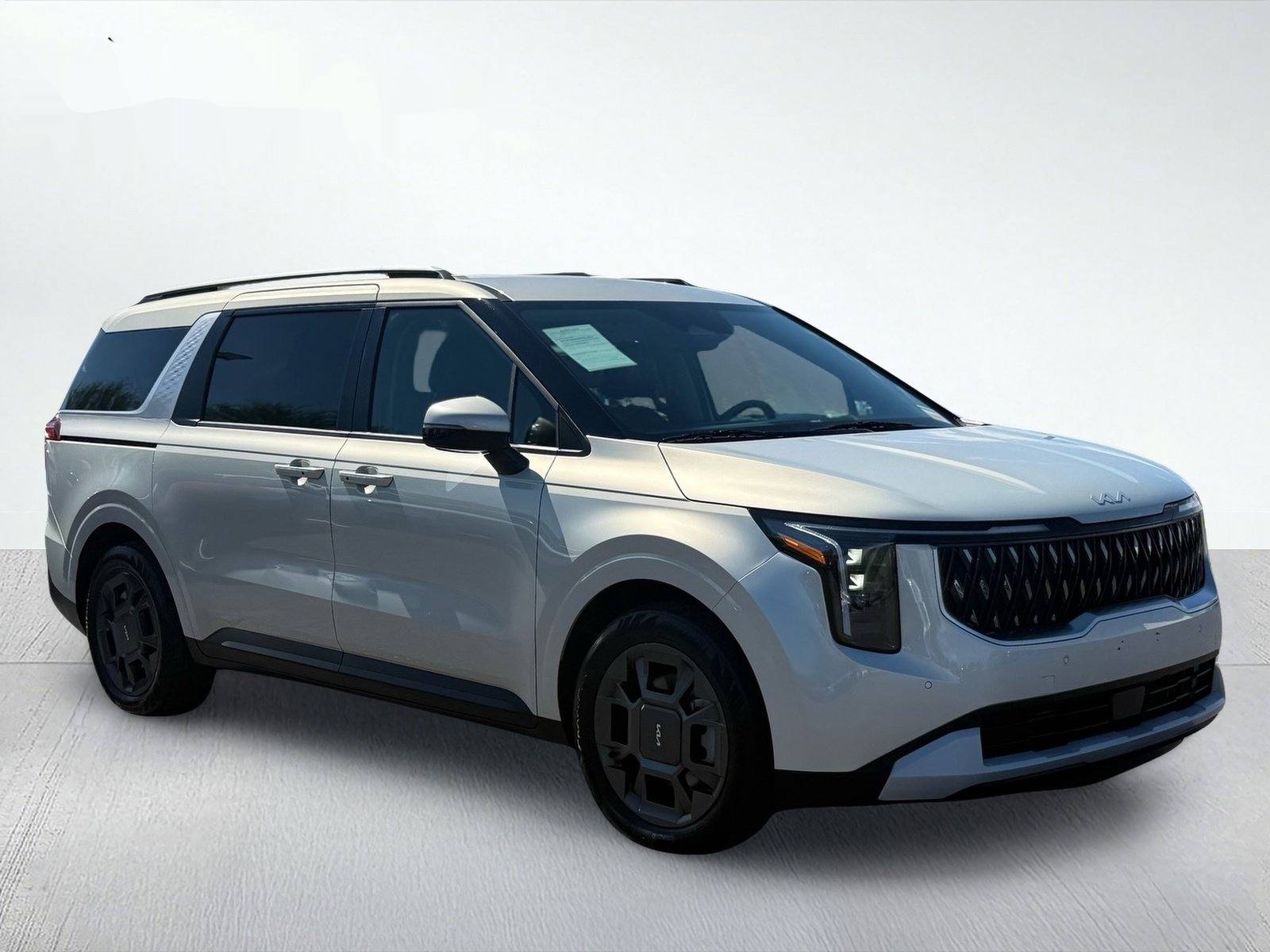 2026 Kia Carnival Hybrid EX — photo 8 thumbnail