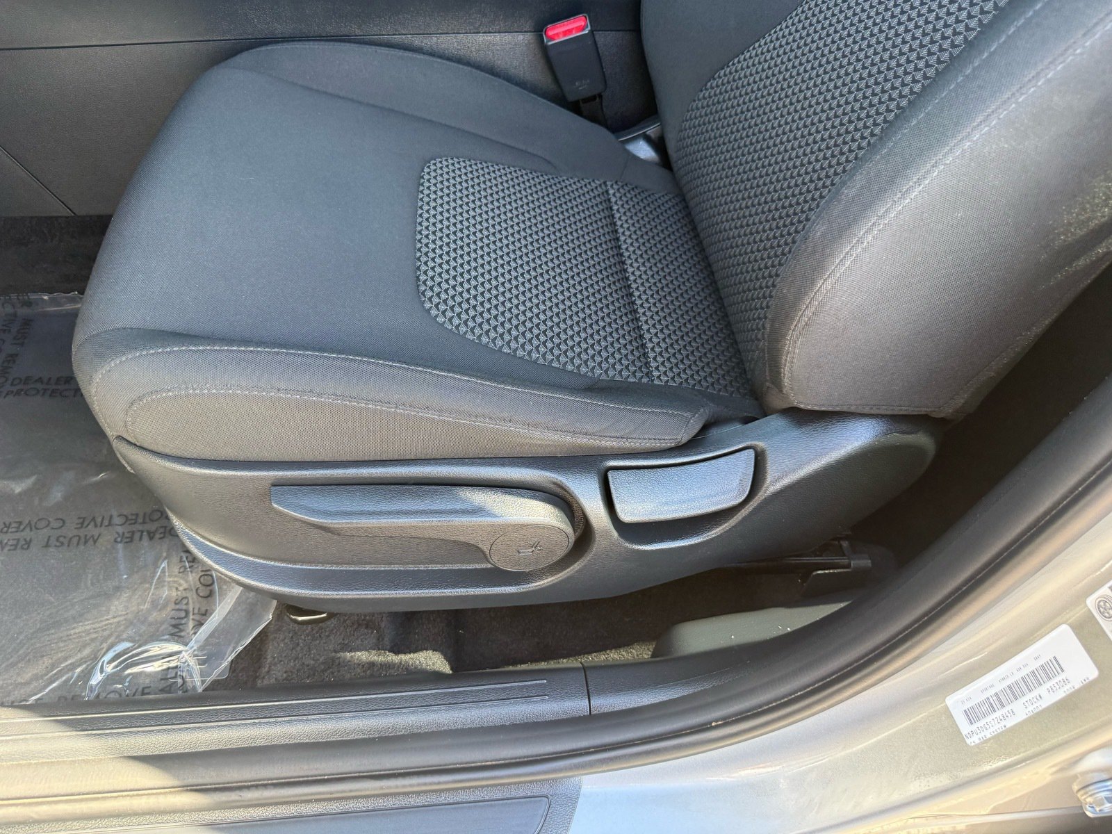 2025 Kia Sportage Hybrid LX — photo 12 thumbnail