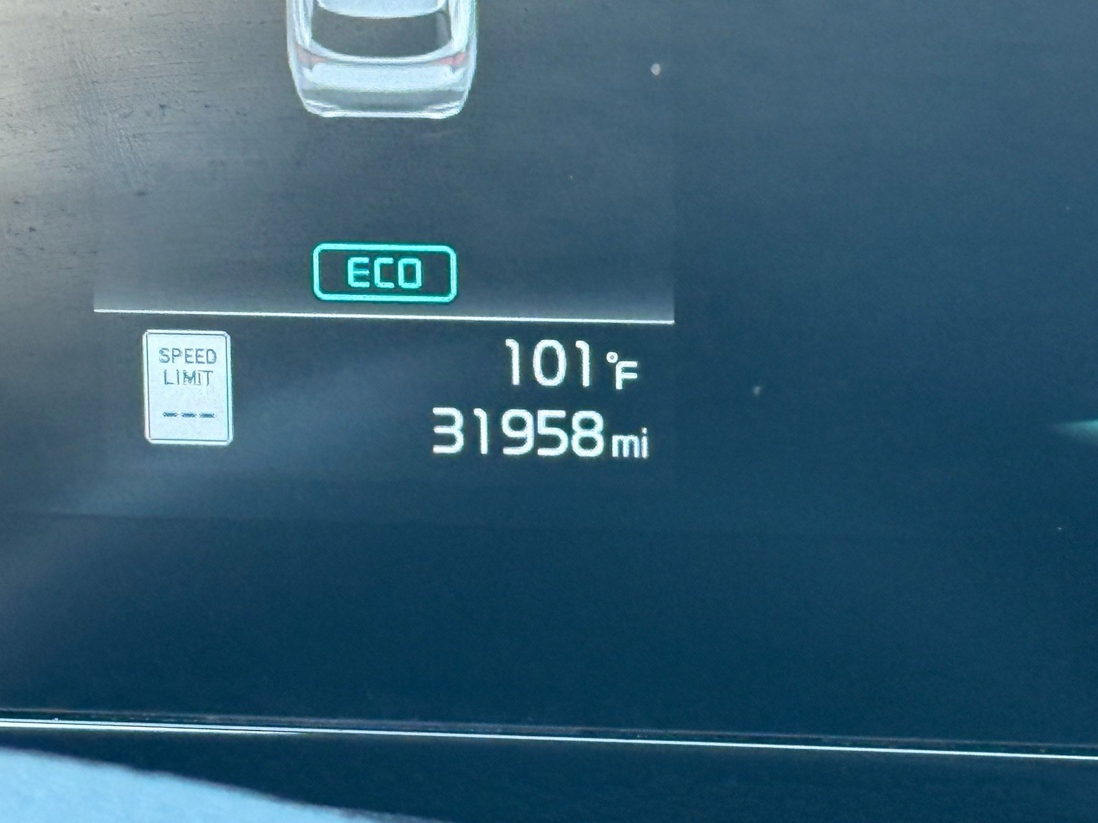 2025 Kia Sportage Hybrid LX — photo 18 thumbnail