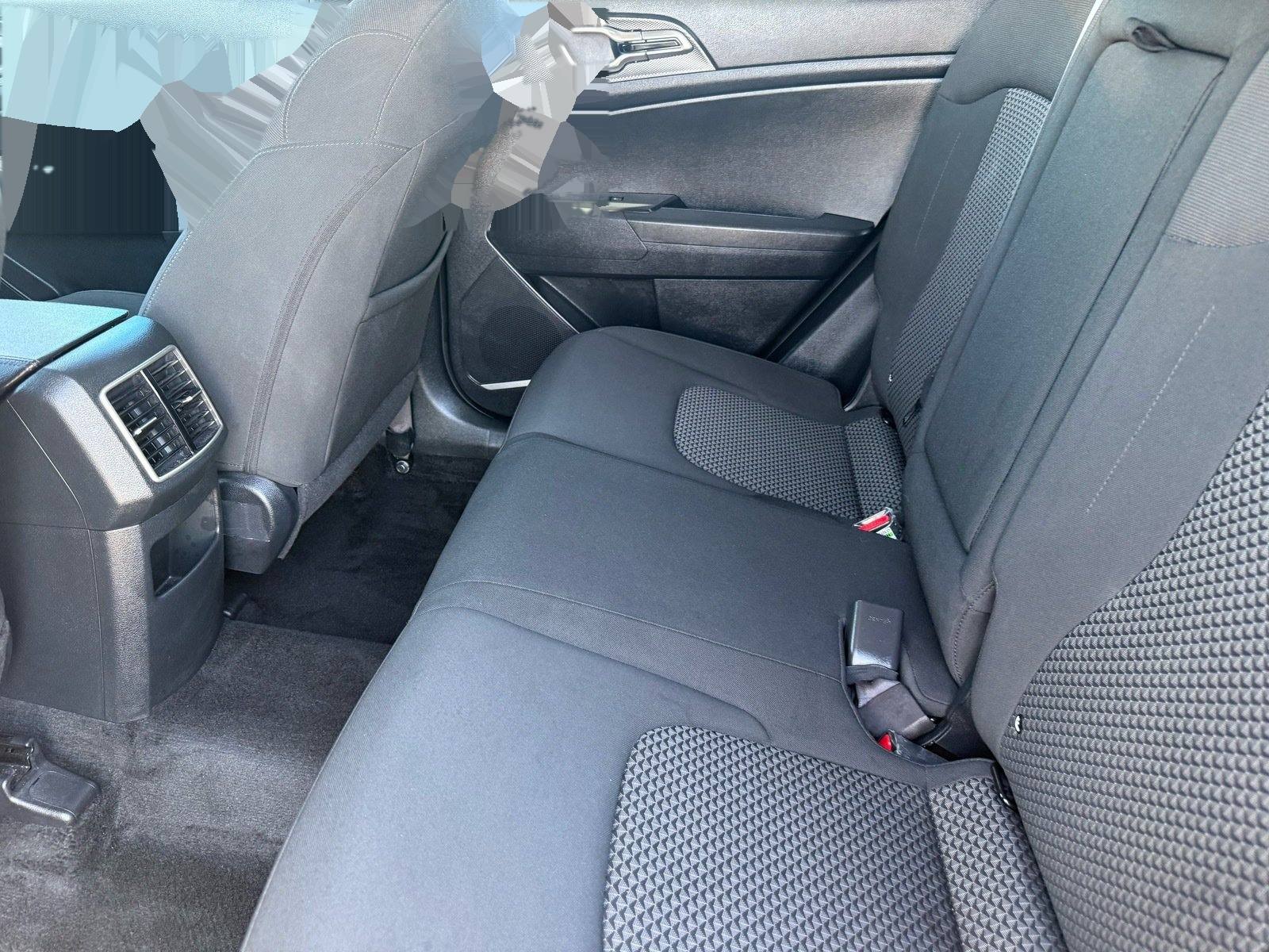 2025 Kia Sportage Hybrid LX — photo 24 thumbnail