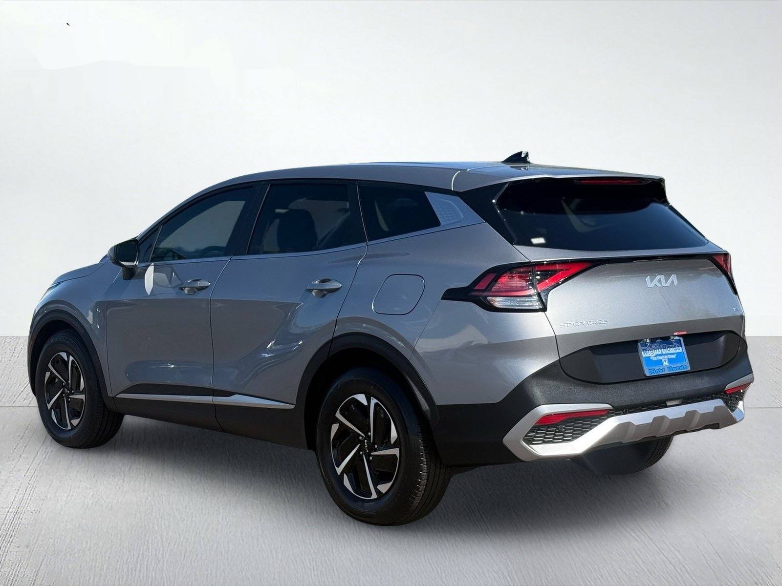 2025 Kia Sportage Hybrid LX — photo 3 thumbnail
