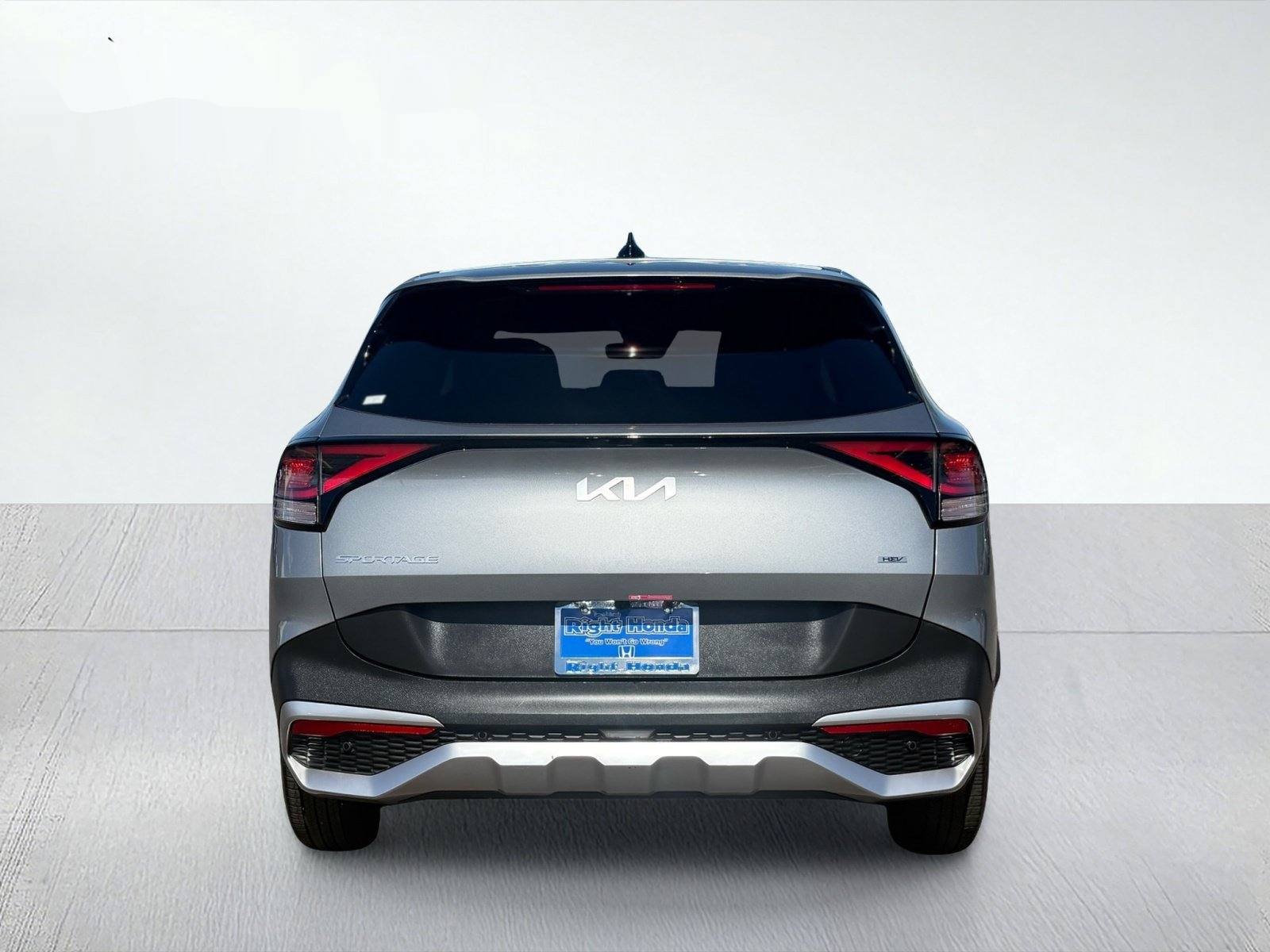 2025 Kia Sportage Hybrid LX — photo 5 thumbnail